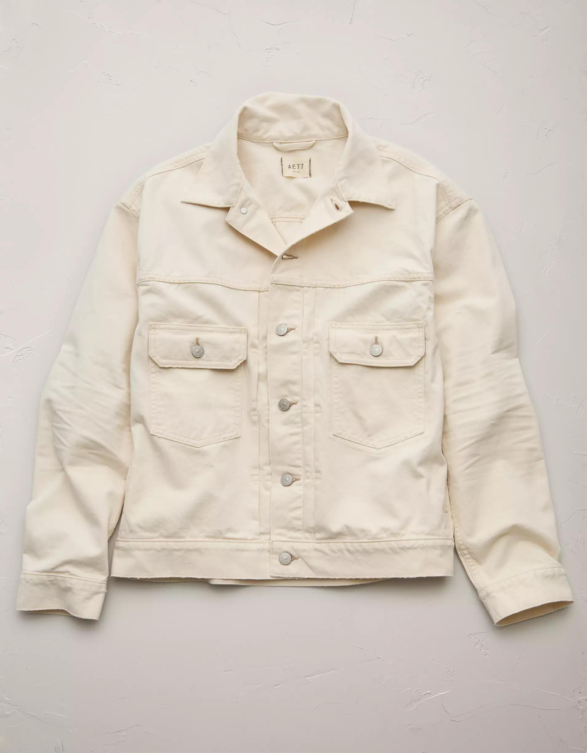 AE77 Premium Slim Fit Denim Trucker Jacket Product Image