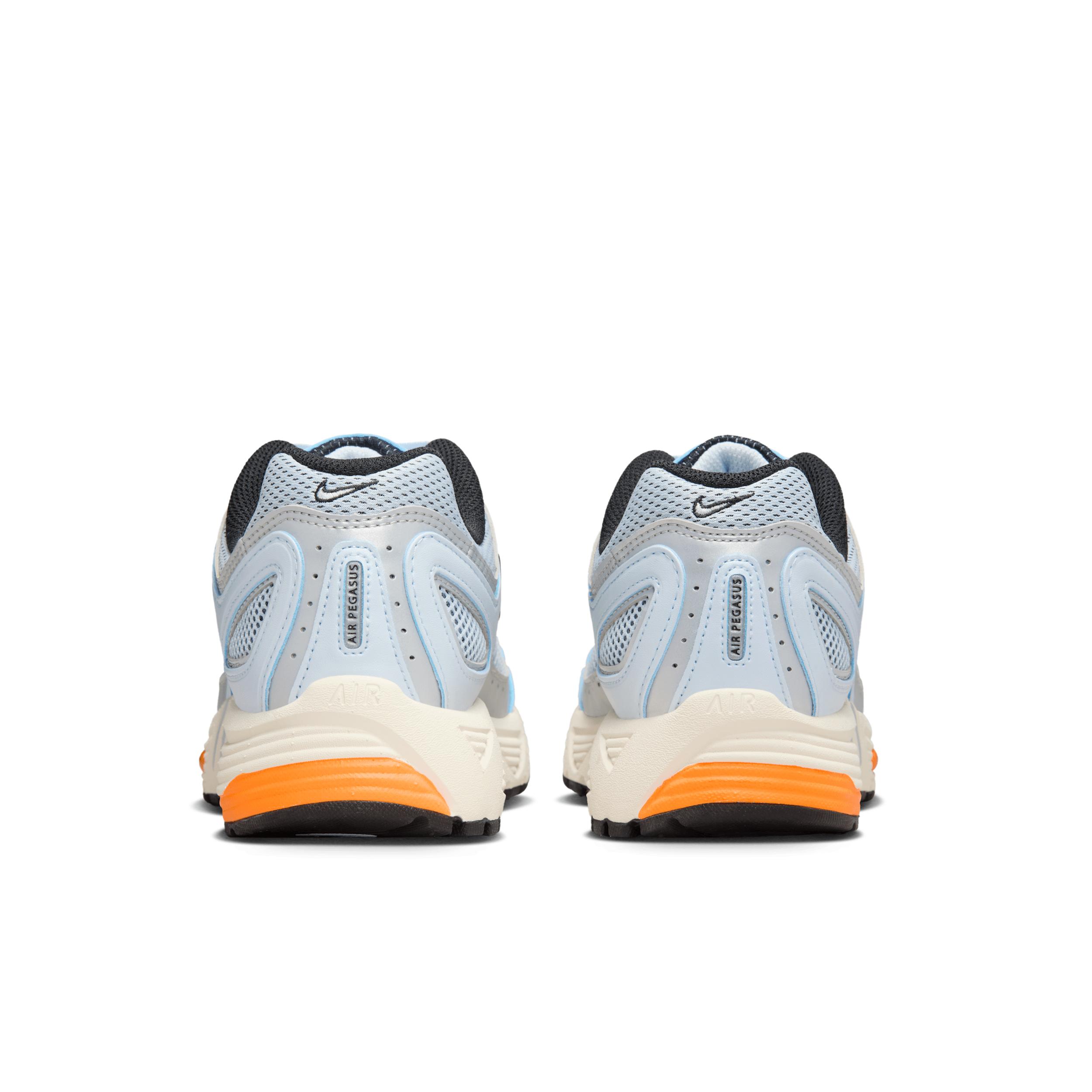 Nike Women's Air Pegasus 2005 Shoes Product Image