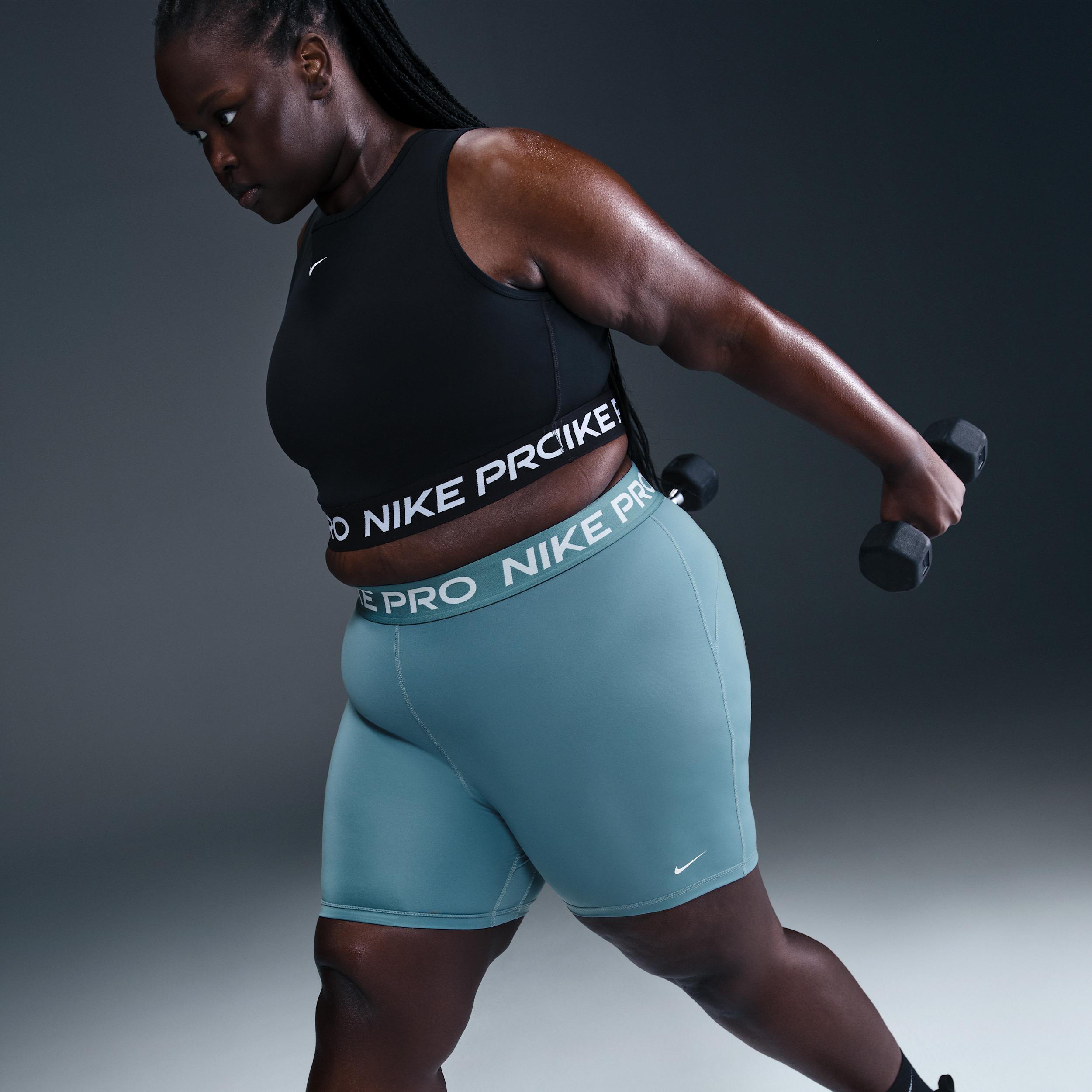 Women's Nike Pro 365 5" Shorts (Plus Size) Product Image