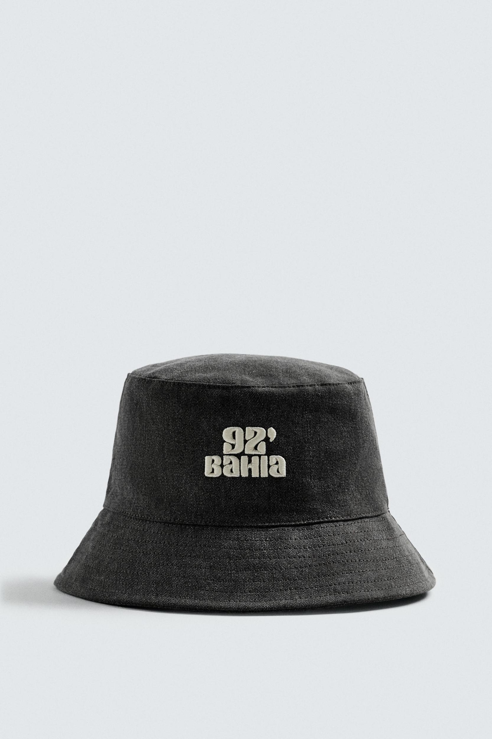 CONTRAST EMBROIDERY BUCKET HAT Product Image