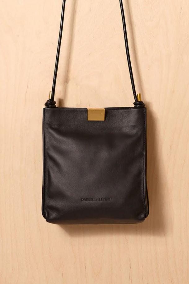 Capri Crossbody Product Image