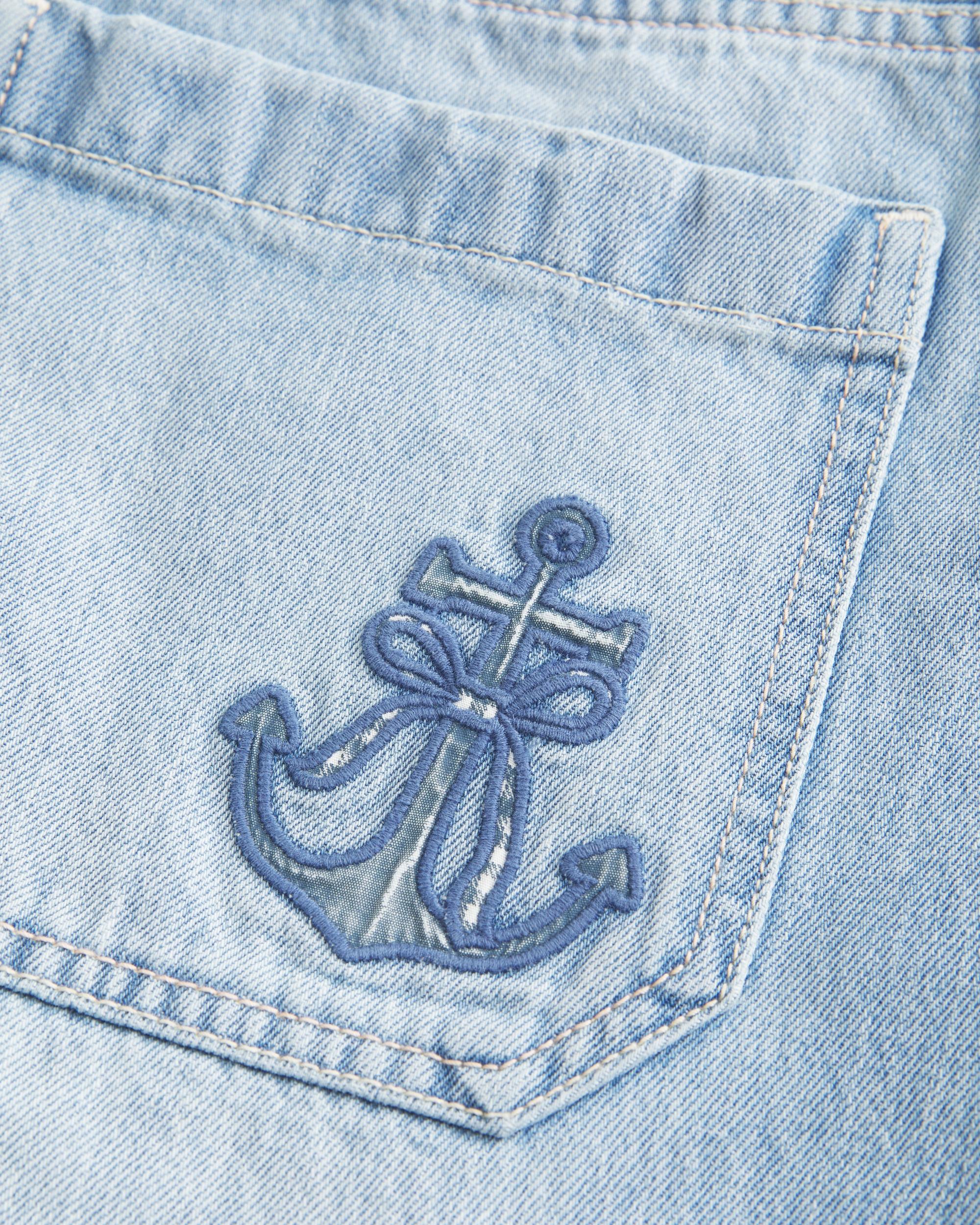 Low-Rise Medium Wash Number Graphic Baggy Jort Product Image