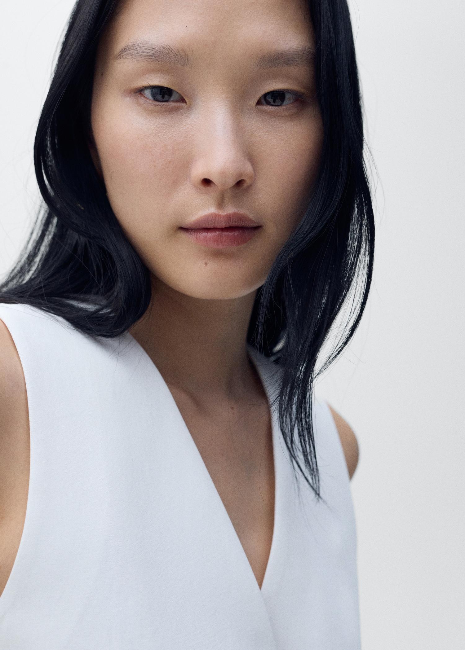 Straight lyocell suit vest - Women | MANGO USA Product Image