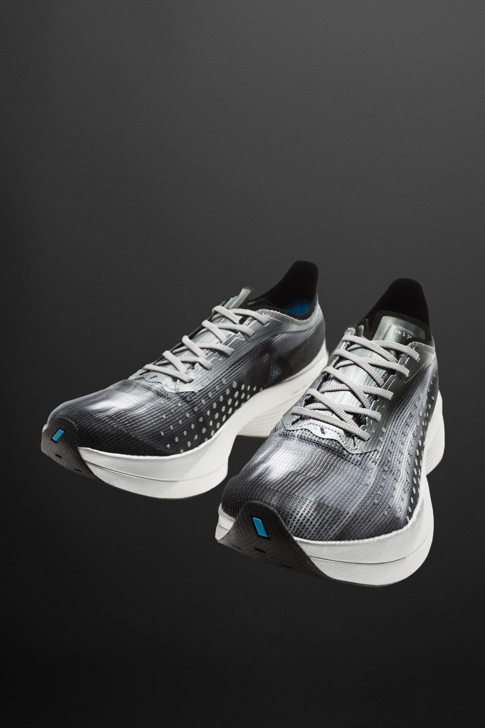 LONG DISTANCE RUNNING SNEAKERS Product Image