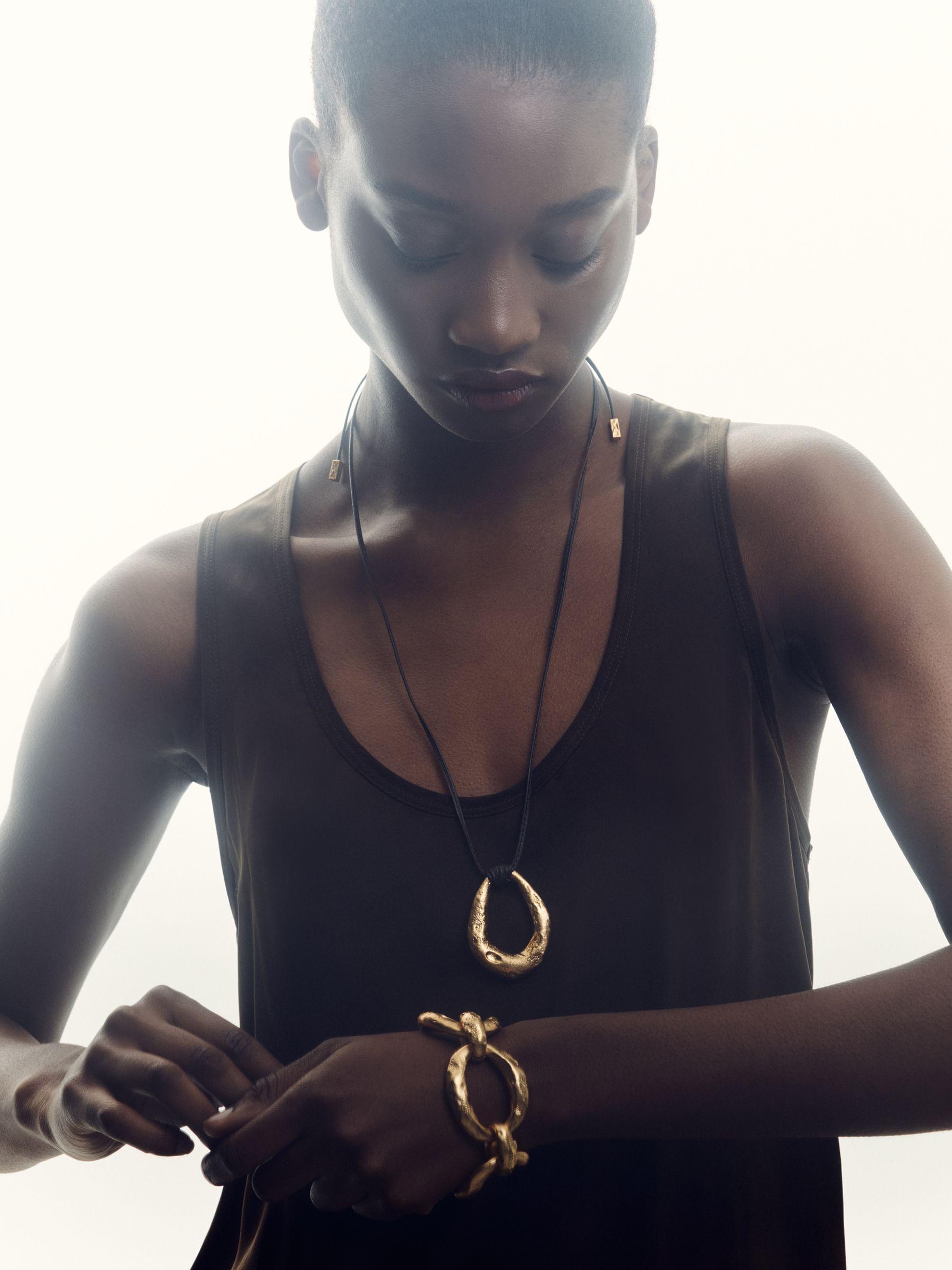 Molten Link Pendant Necklace in Gold Tone Product Image