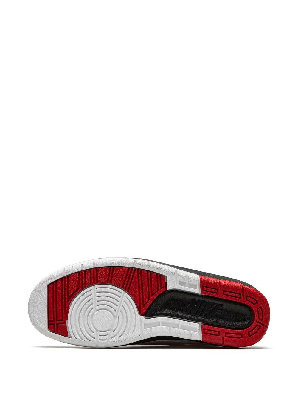 Air Jordan 2 Retro OG "Chicago 2022" sneakers Product Image