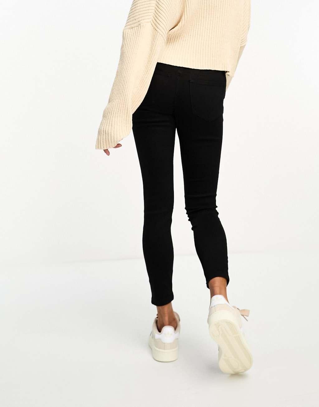 ASOS DESIGN Petite skinny jeans in black | ASOS Product Image