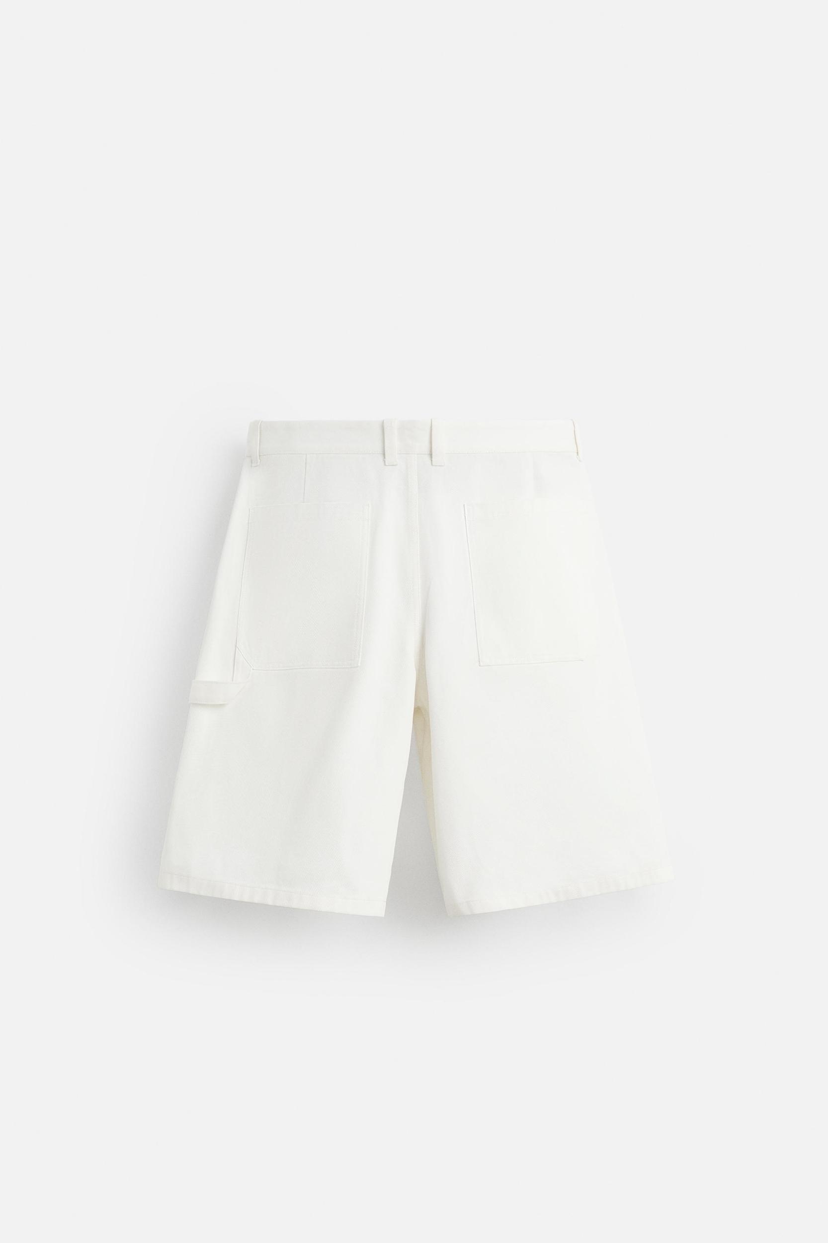 RELAXED FIT SHORTS Product Image