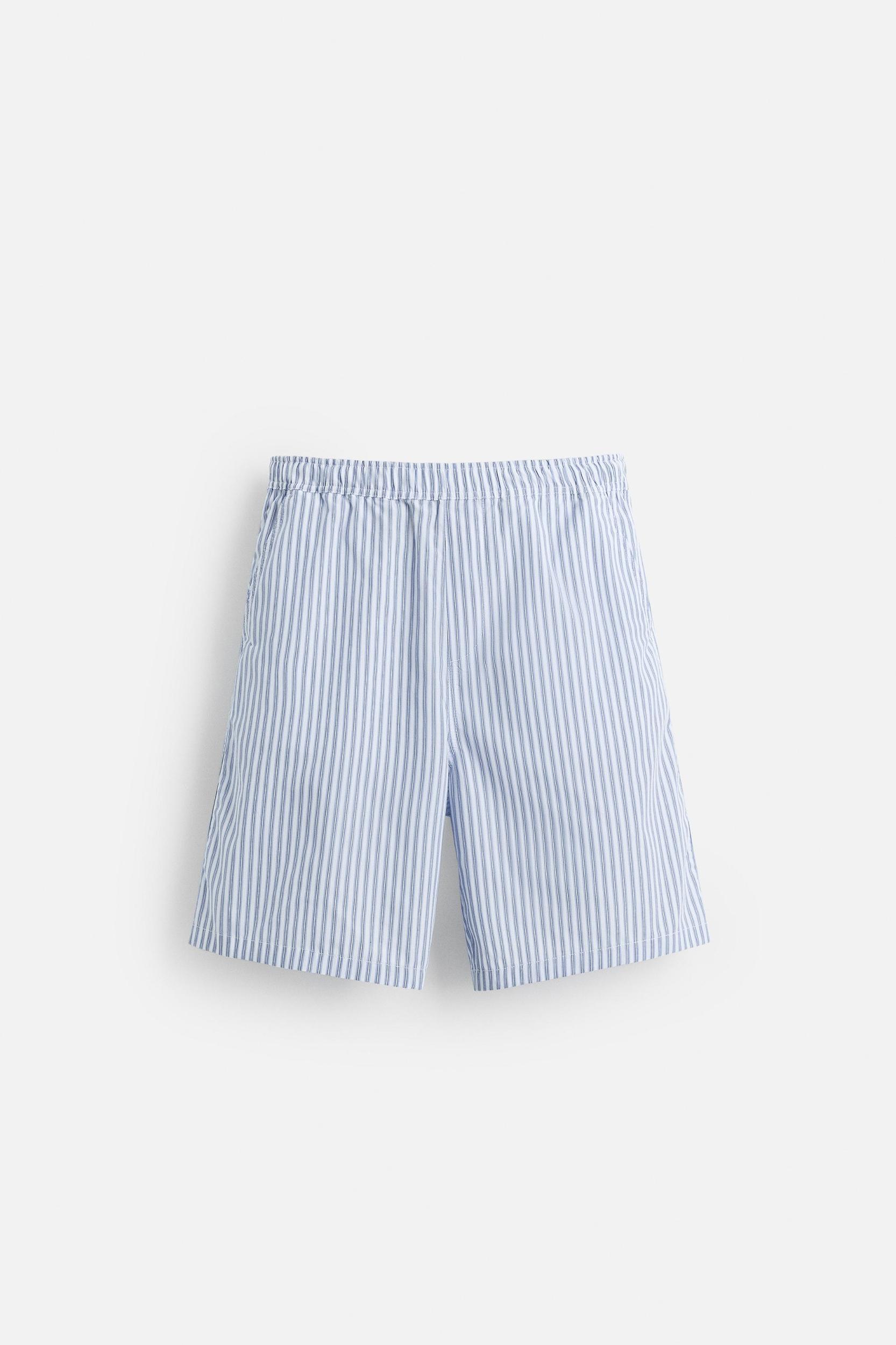 STRIPED RELAXED FIT SHORTS Product Image