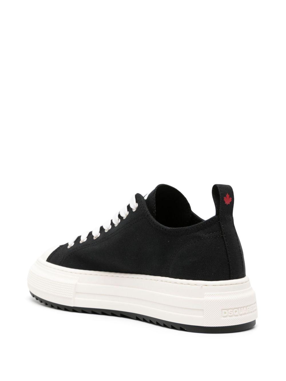 Berlin canvas sneakers Product Image