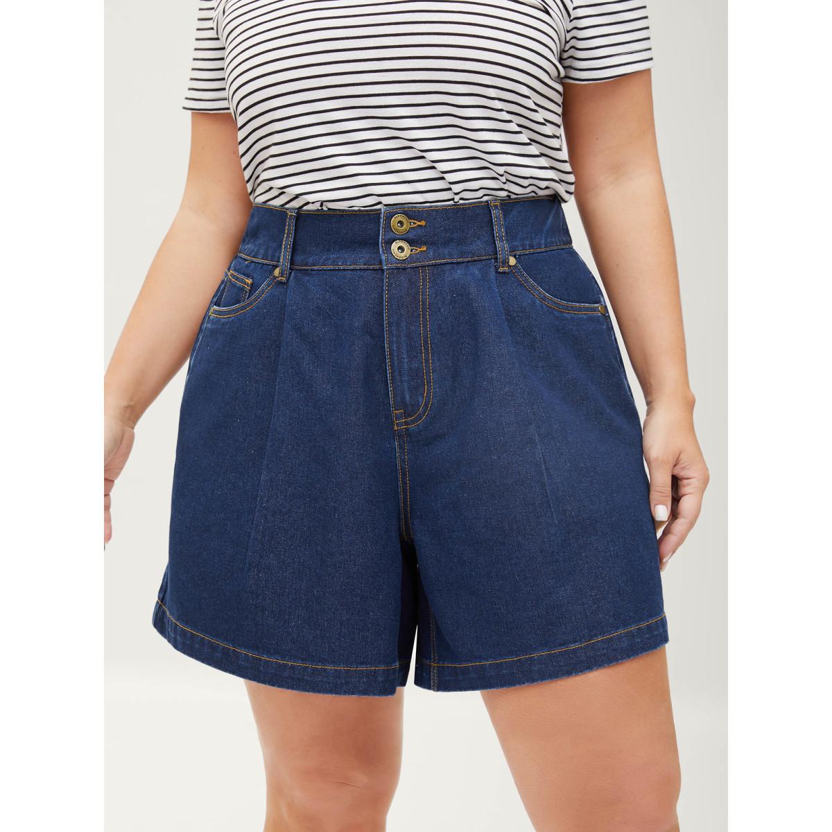 Plus Size Stretchy Waist Straight-Leg Denim Shorts Women Midblue No stretch Casual Slanted pocket Casual Denim Shorts BloomChic 18/2X Product Image