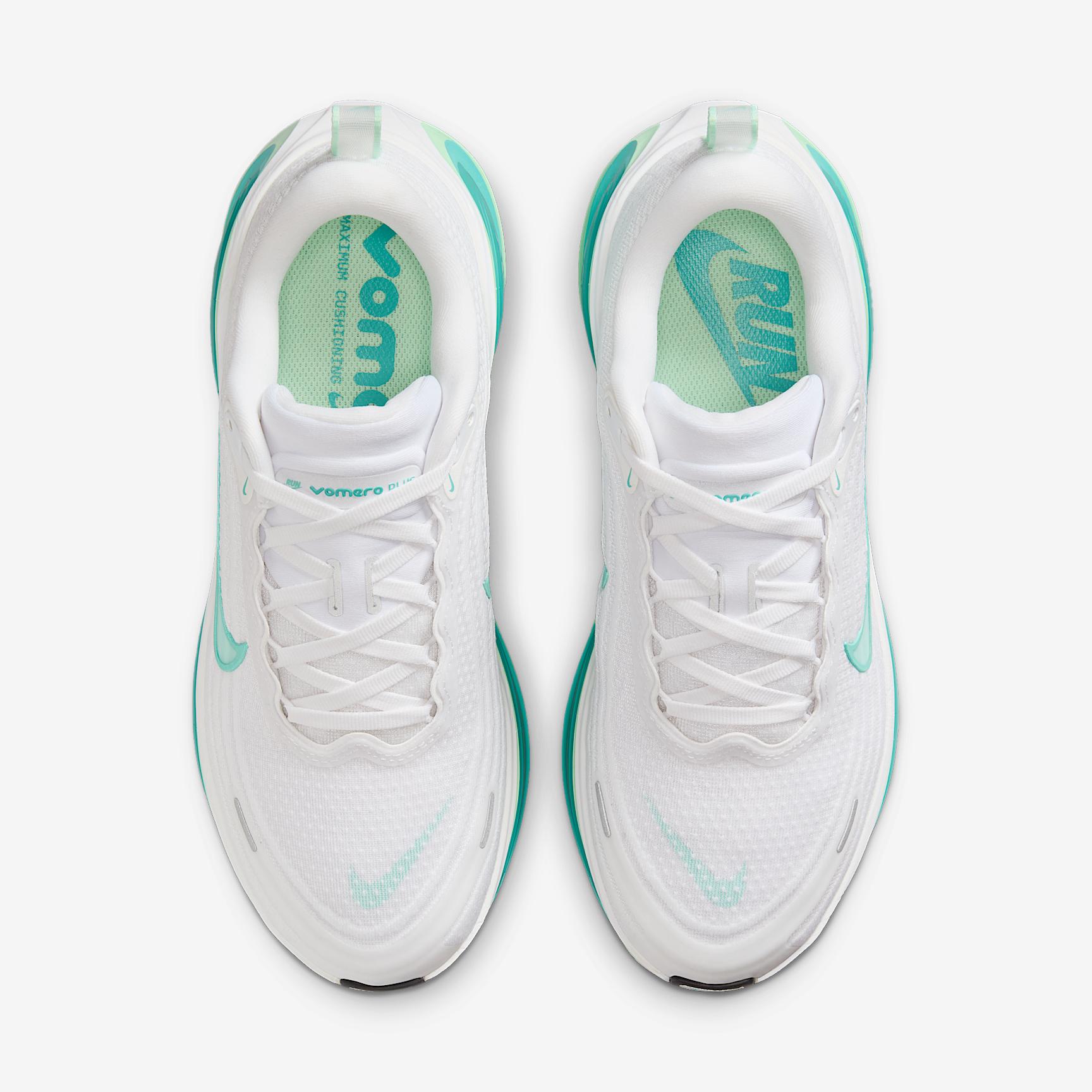 Nike Womens Vomero Plus Road Running Shoes (Extra Wide) | IH3252-001 Product Image