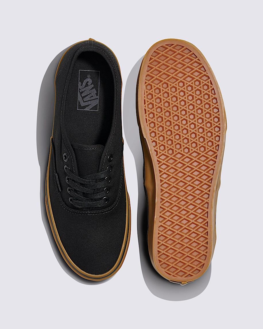Authentic Shoe in Black / Gum| Vans US Product Image