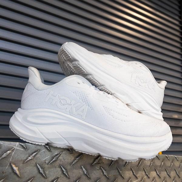 Womens HOKA Clifton 10 Athletic Shoe Product Image