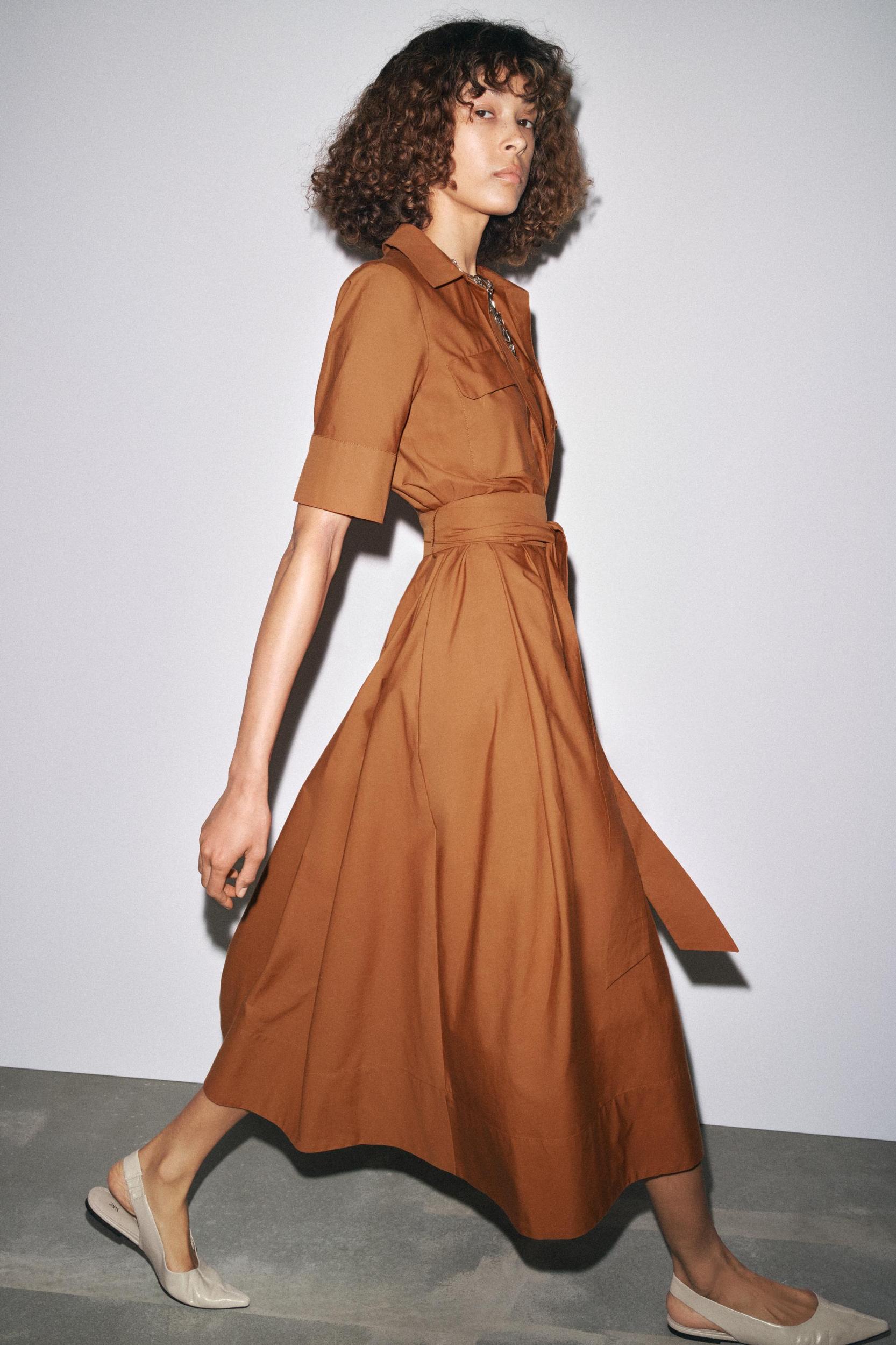 LEATHER SLINGBACK BALLET FLATS Product Image