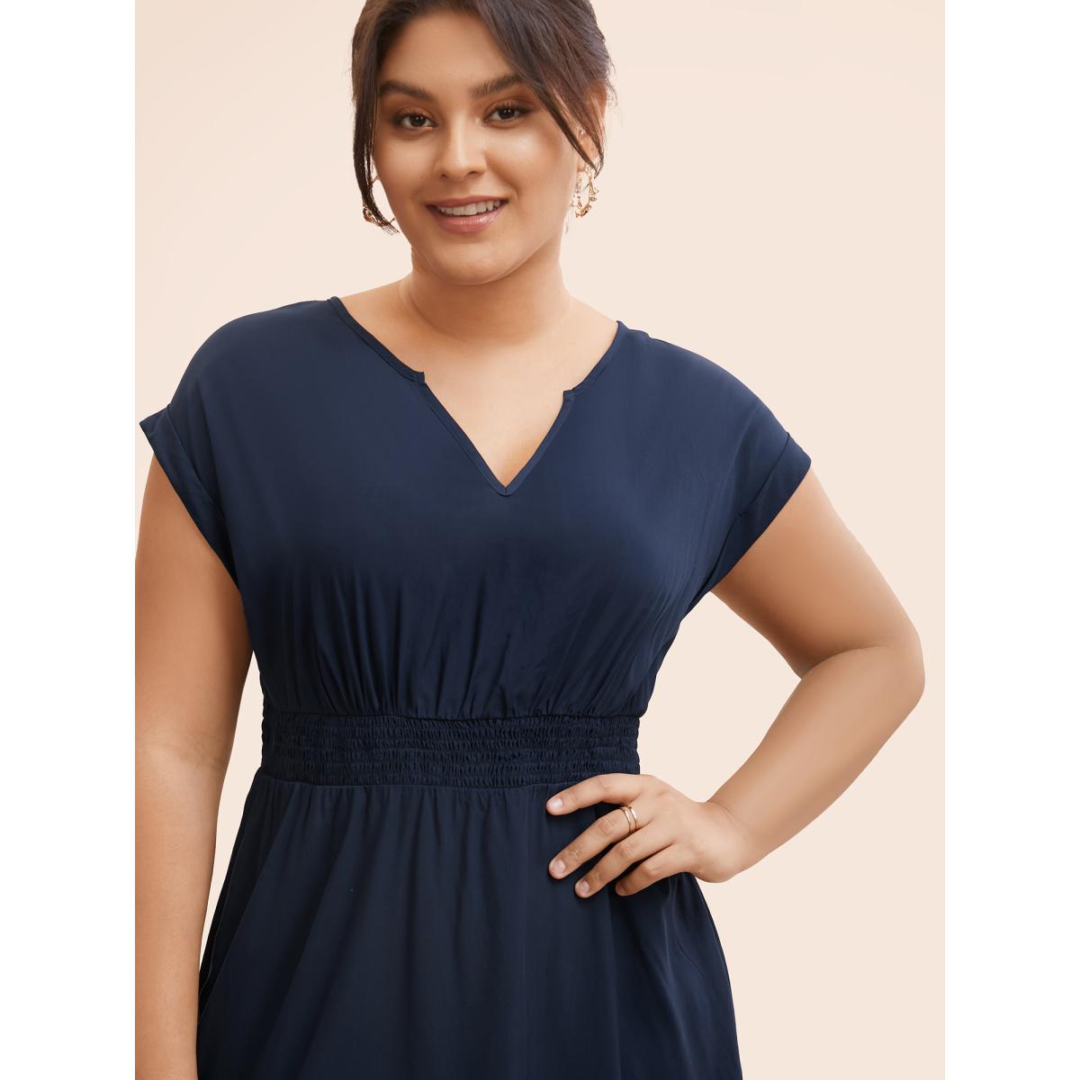 Plus Size Plain Shirred Cap Sleeve Midi Dress Indigo Women Elegant Shirred V-neck Cap Sleeve Curvy BloomChic 12/L Product Image