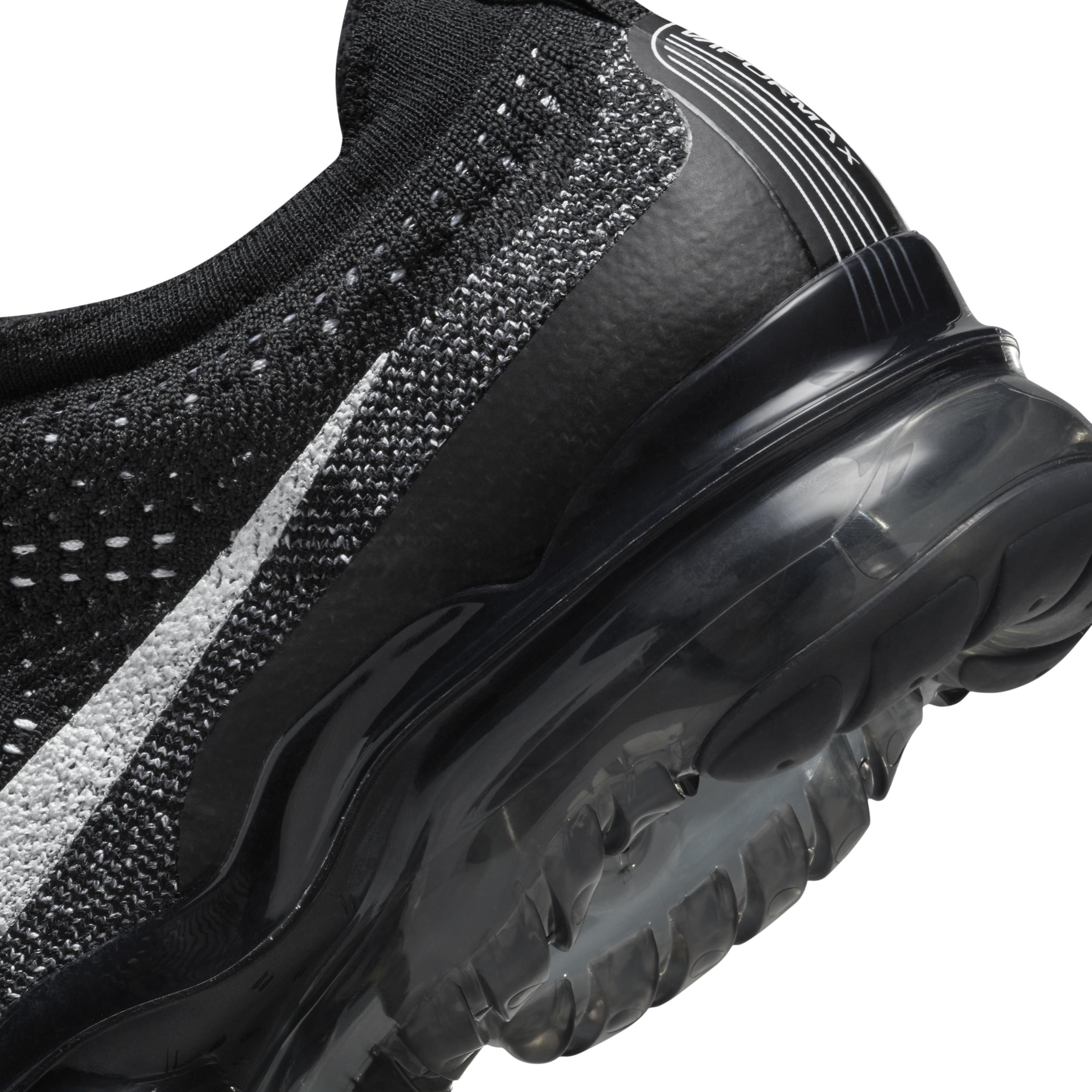 Mens Nike Air VaporMax 2023 Flyknit Running Shoes Product Image