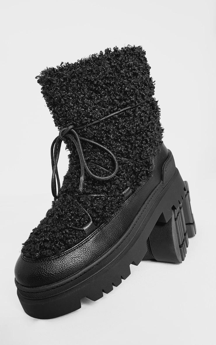 Black Borg Round Toe Chunky Sole Ankle Boots Product Image