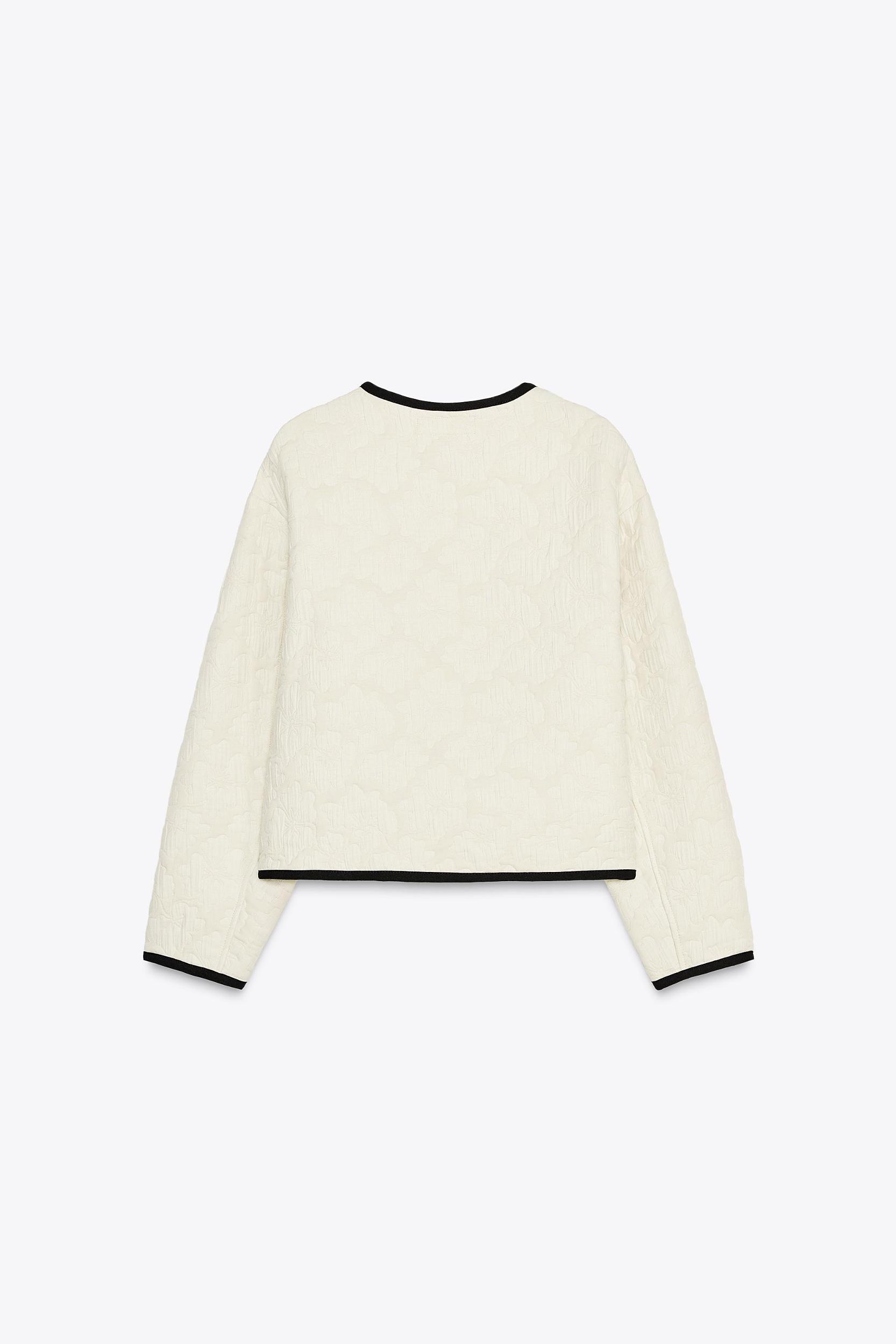 CONTRASTING TRIM FLORAL STITCH JACKET Product Image