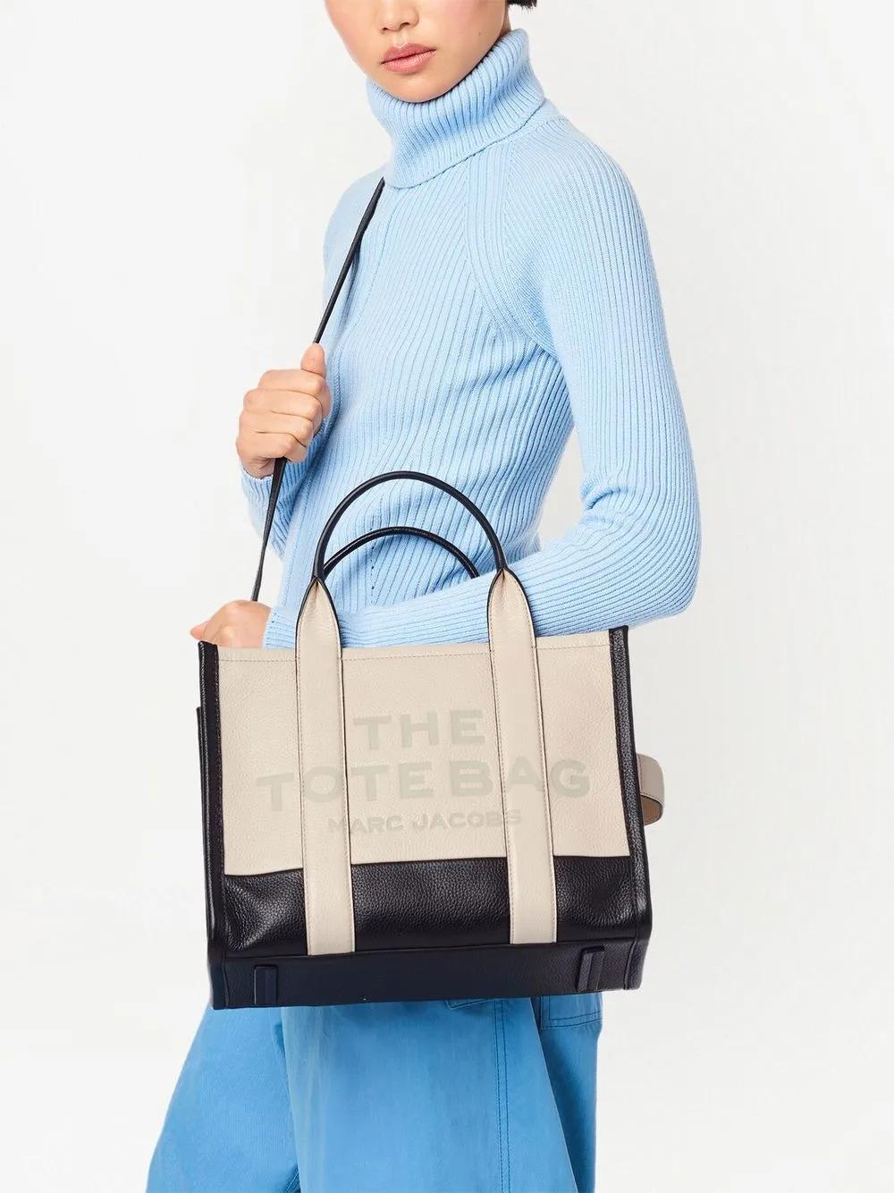 The Medium Tote bag Product Image