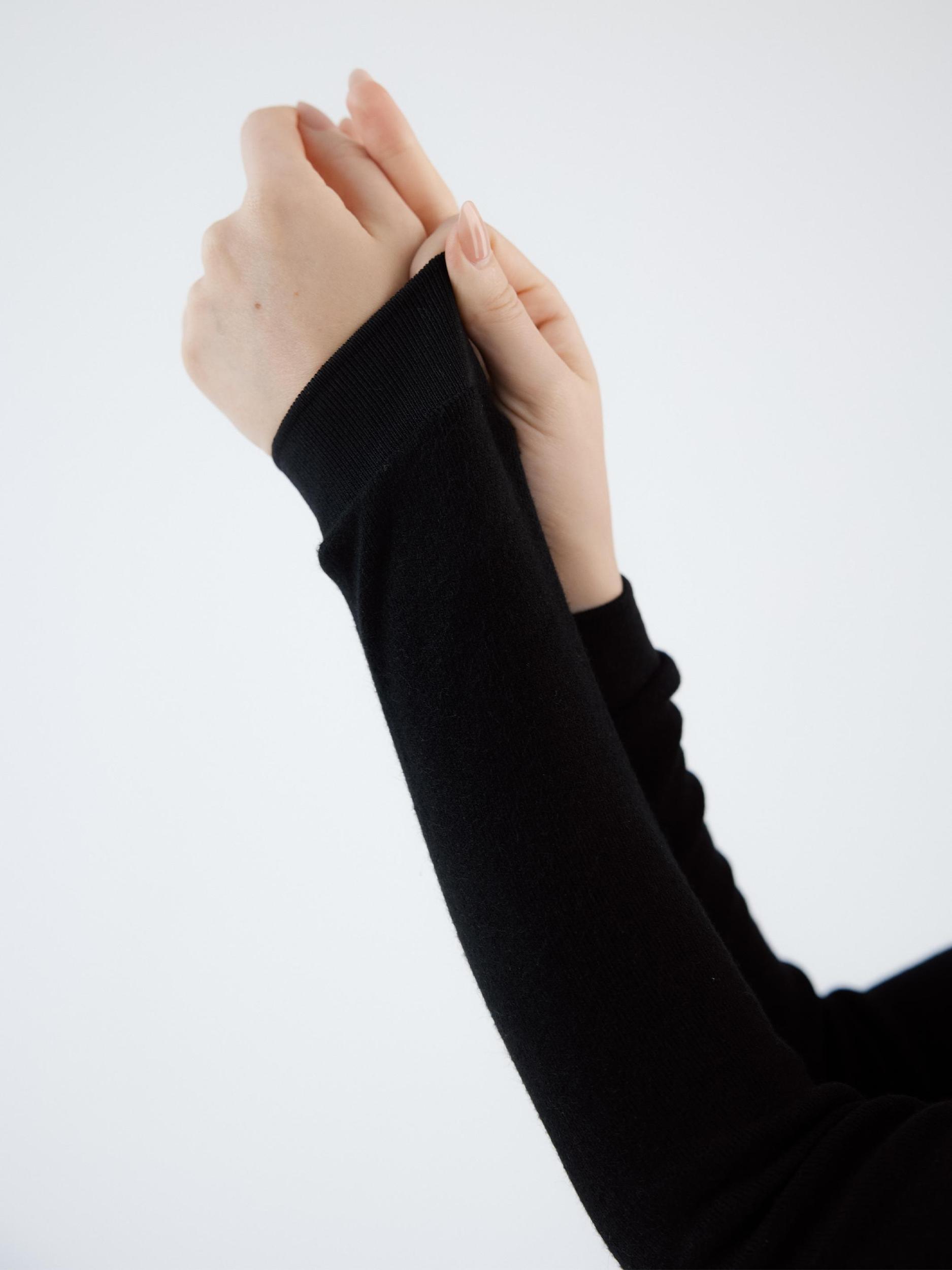 Knit Long Sleeve V-Neck Brami Product Image