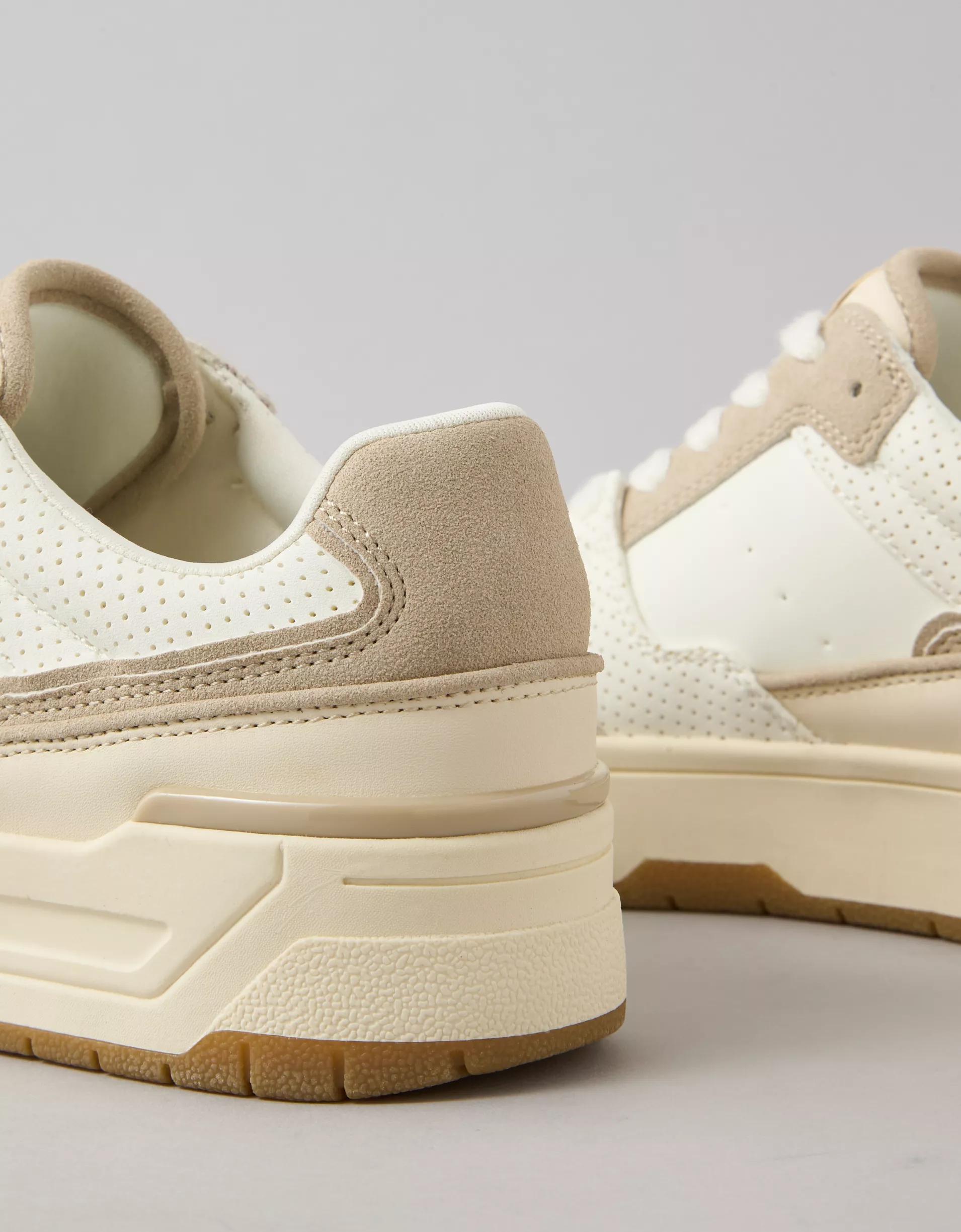 AE Varsity Retro Sneaker Product Image