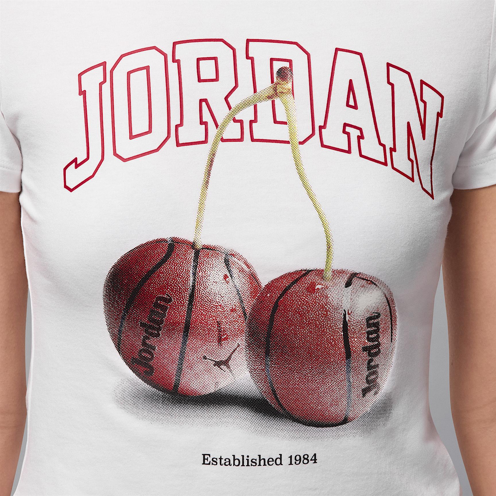 Womens Jordan Brooklyn T-Shirt | IH2531-100 Product Image