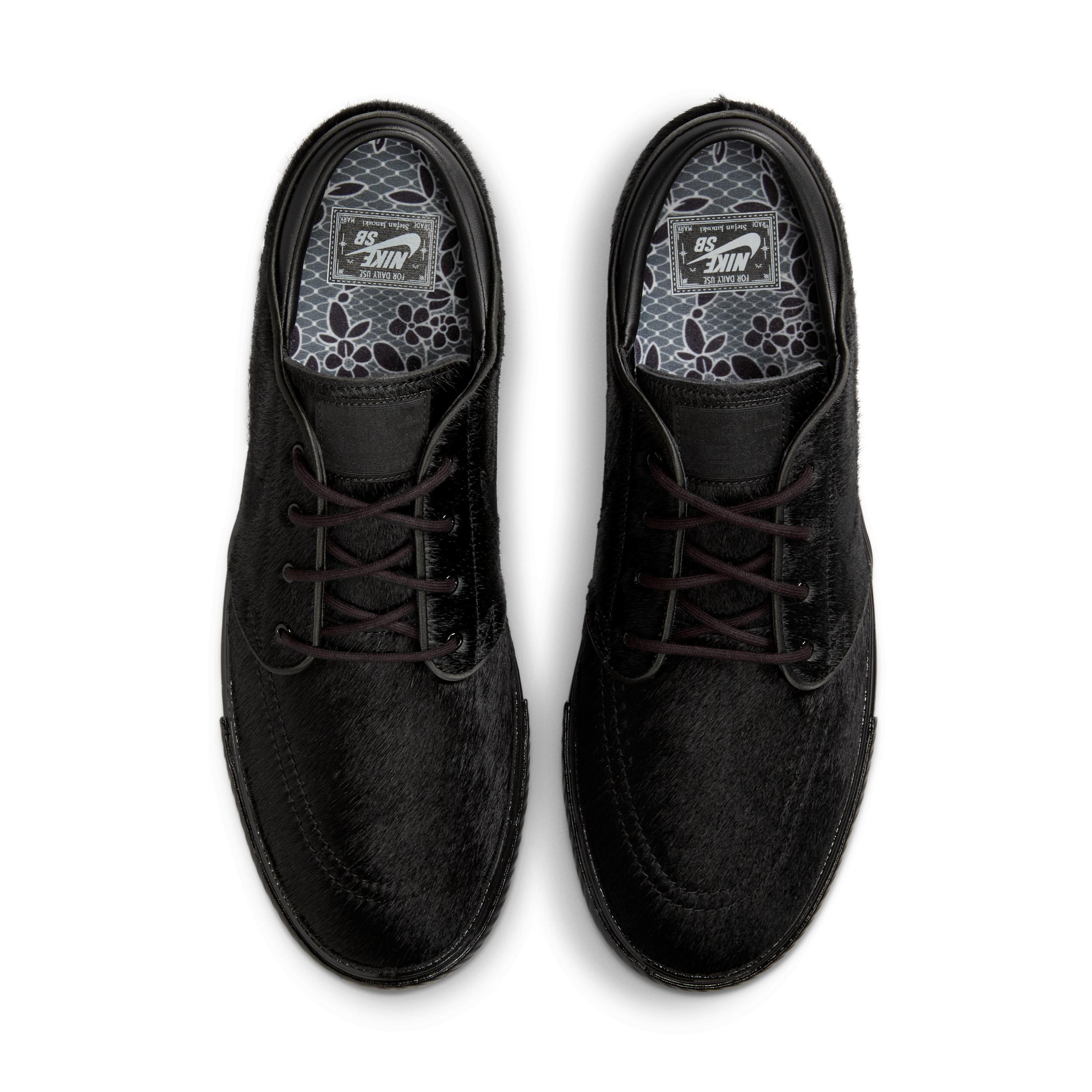 Mens Nike SB Zoom Janoski OG+ SE Skate Shoes | HF3060-001 Product Image