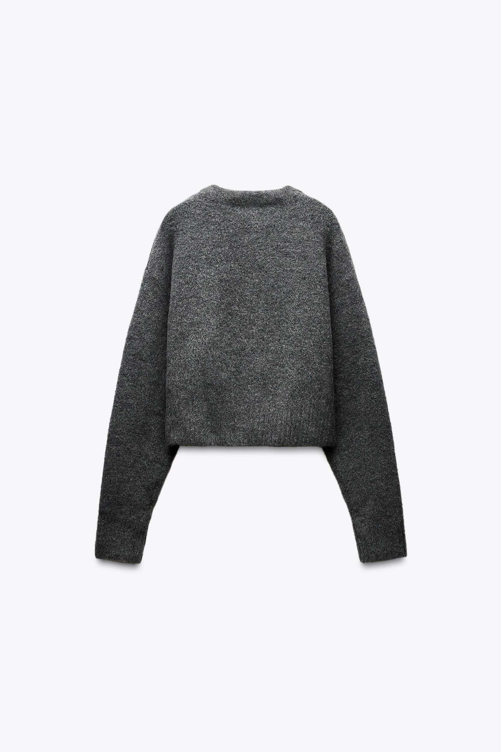 ROUND NECK KNIT SWEATER Product Image