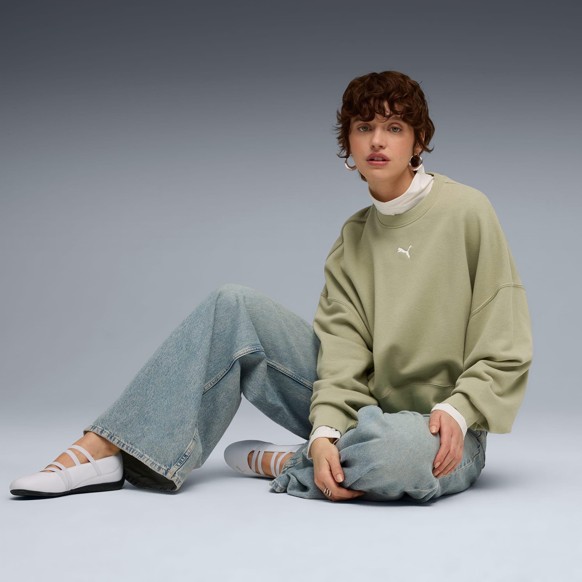 PUMA Wardrobe Essentials Women's Oversized Crew Sweatshirt Product Image