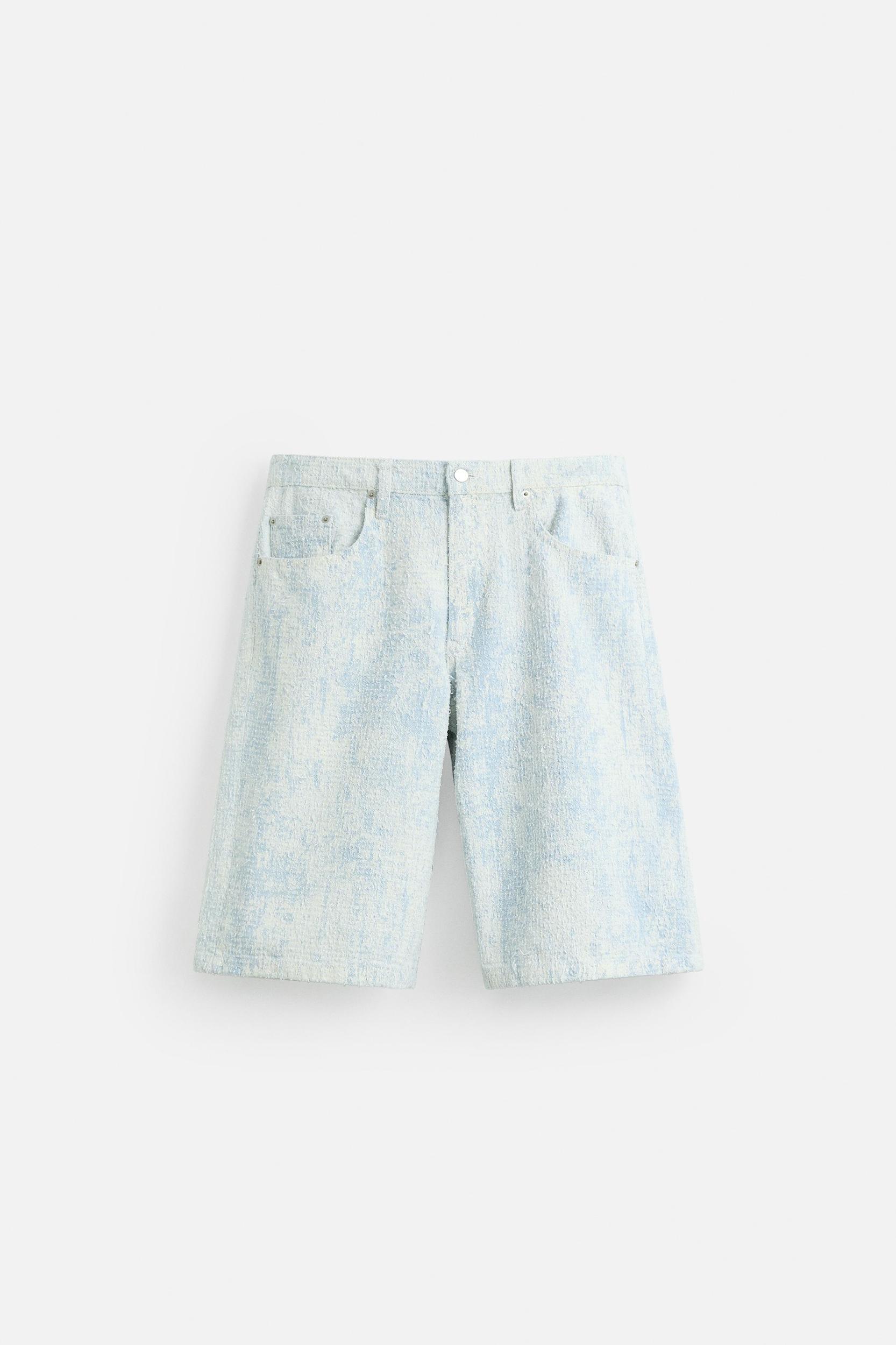 SCRATCHED BAGGY FIT DENIM SHORTS Product Image