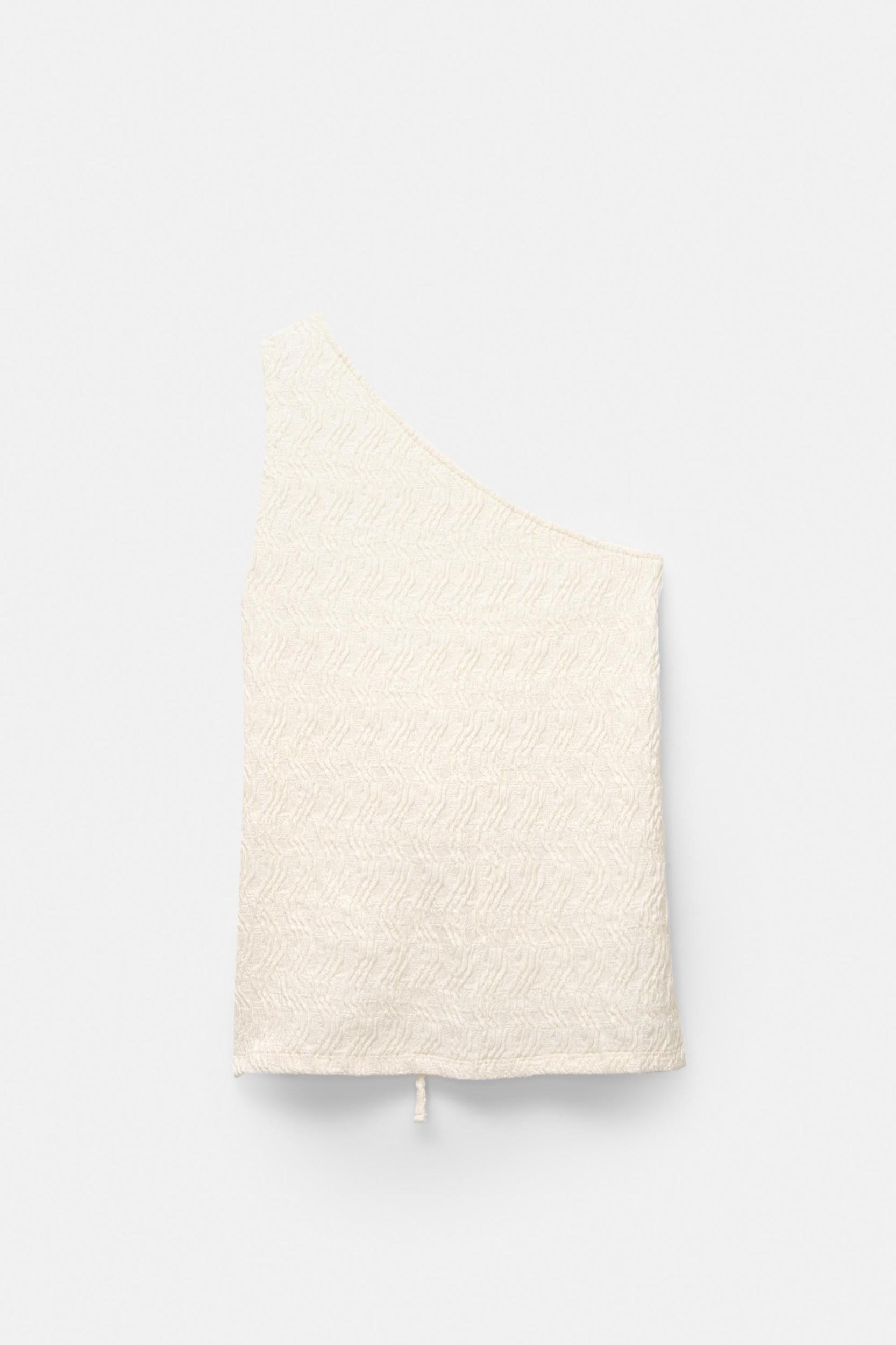 Textured asymmetric top Product Image