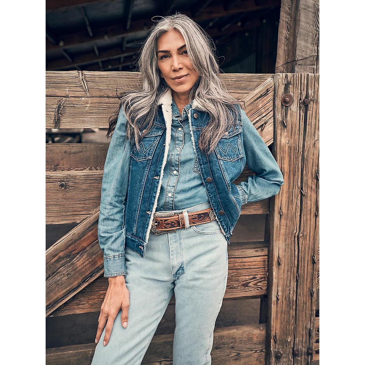 Women's Wrangler Sherpa Lined Denim Vest in Mid Product Image