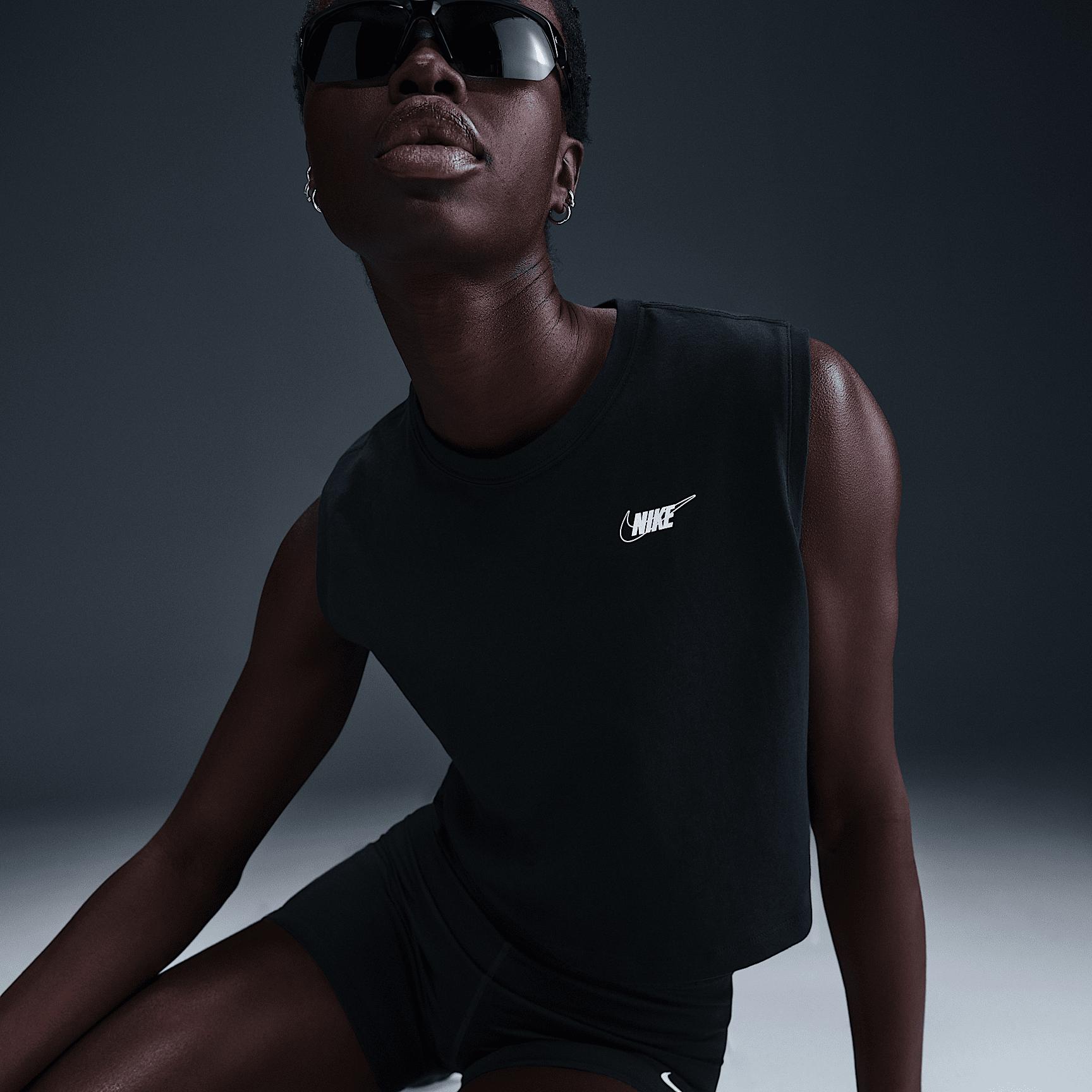 Women's Nike Sportswear Club Sleeveless Cropped Graphic T-Shirt Product Image