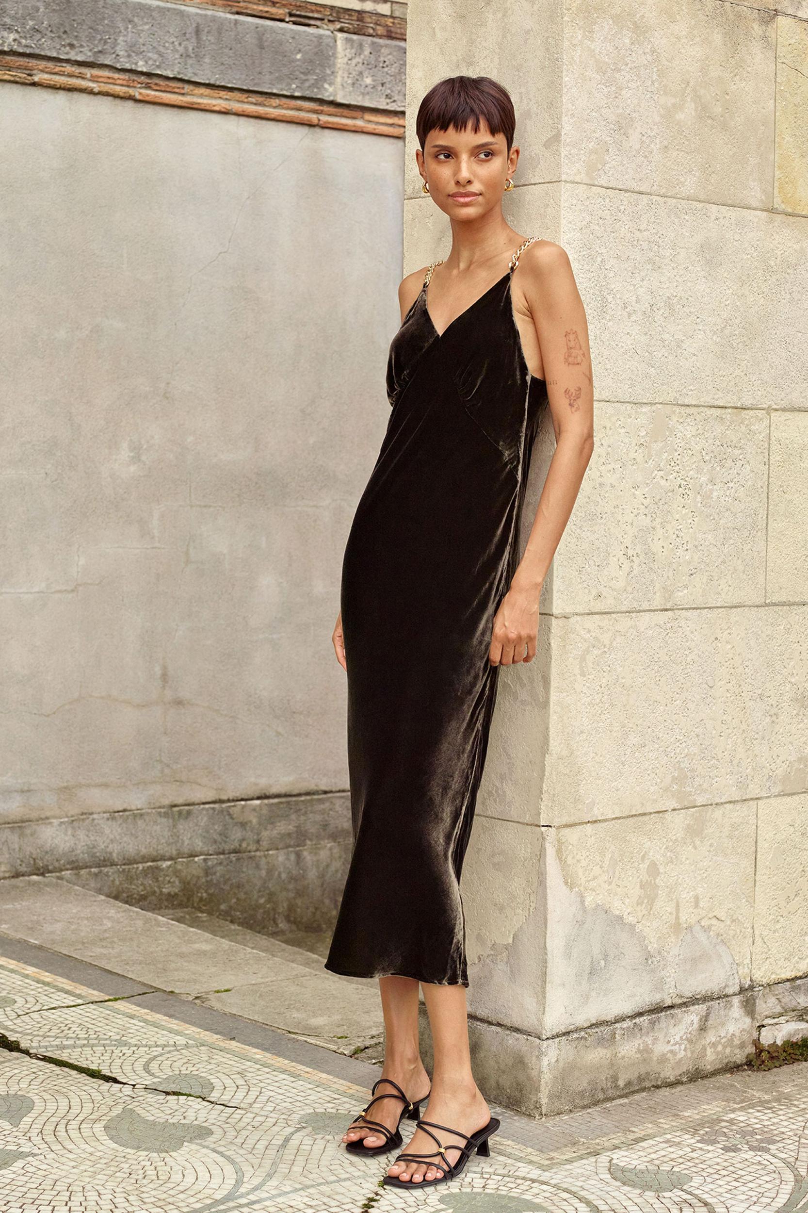 Brenna Velvet Dress Product Image