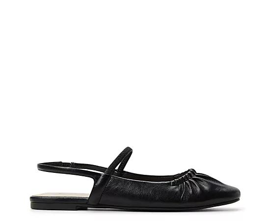 Call It Spring Womens Alyssah Flat Product Image