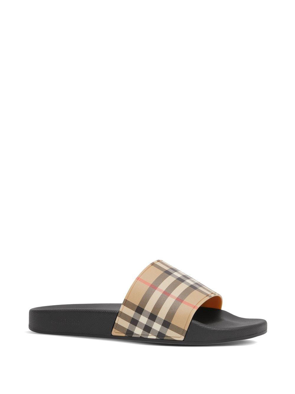 Vintage Check slides Product Image