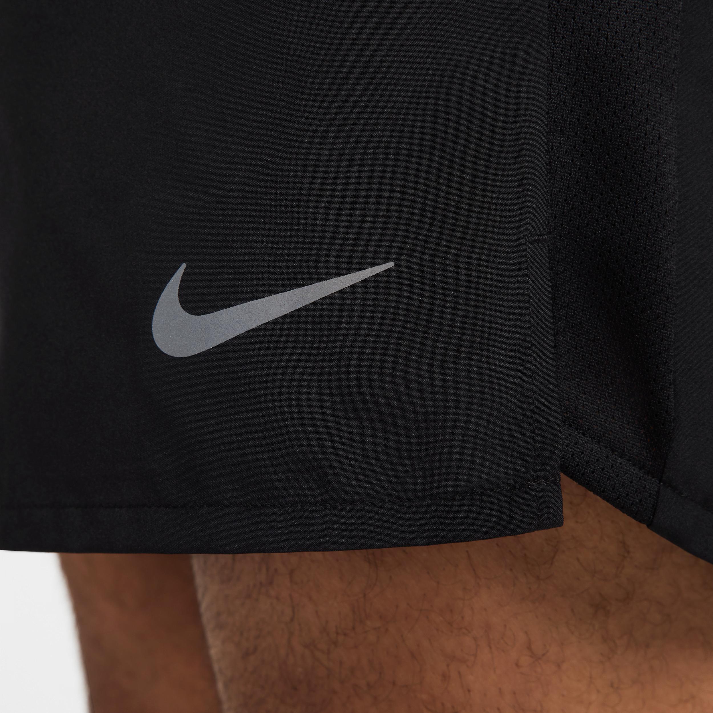 Nike Men's Challenger Dri-FIT 5" 2-in-1 Versatile Shorts Product Image