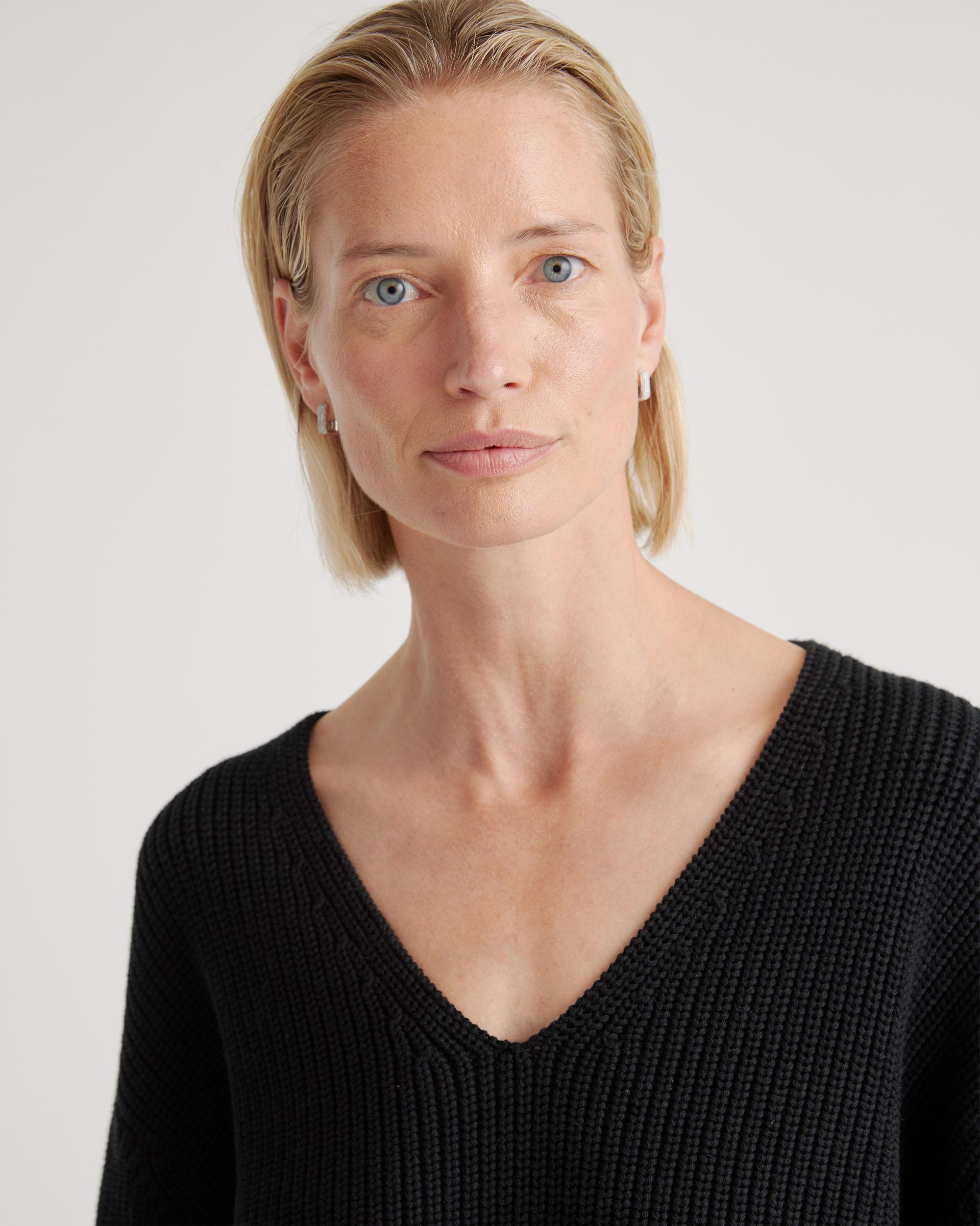 Quince | Women's Fisherman V-Neck Sweater Size XS, Organic Cotton Product Image