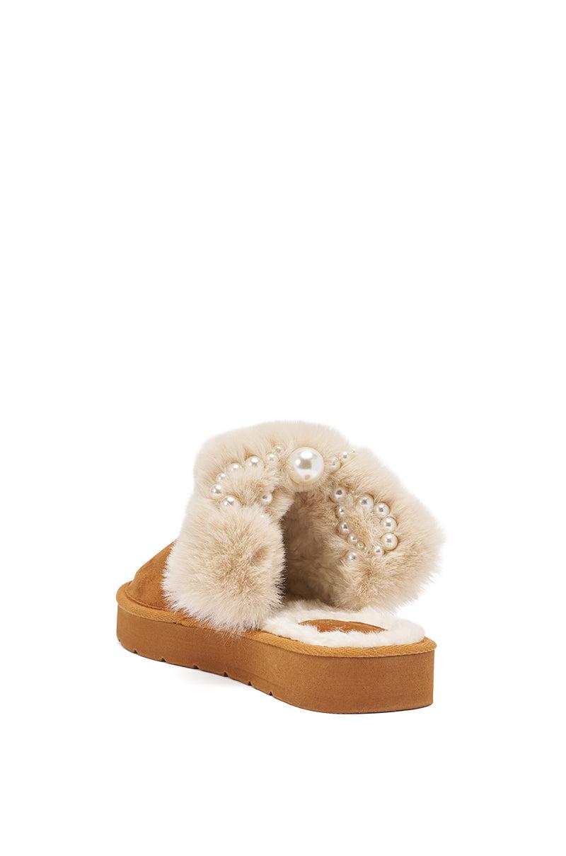 AKIRA BOONE CAMEL SLIPPER WITH PEARLS Product Image