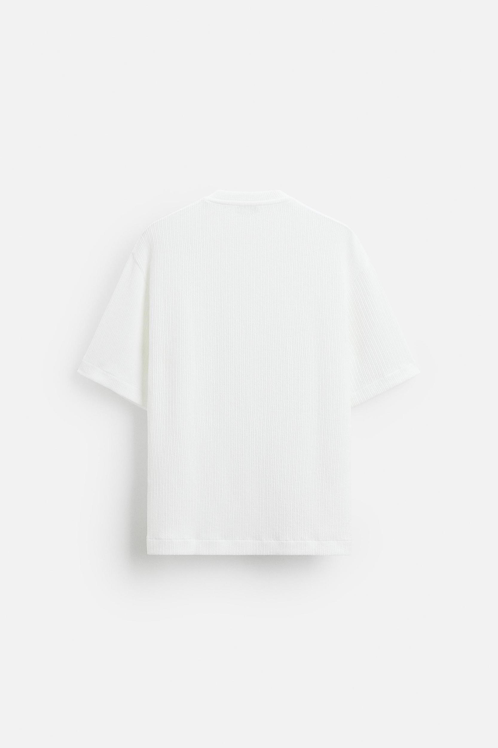 TEXTURED JACQUARD T-SHIRT Product Image