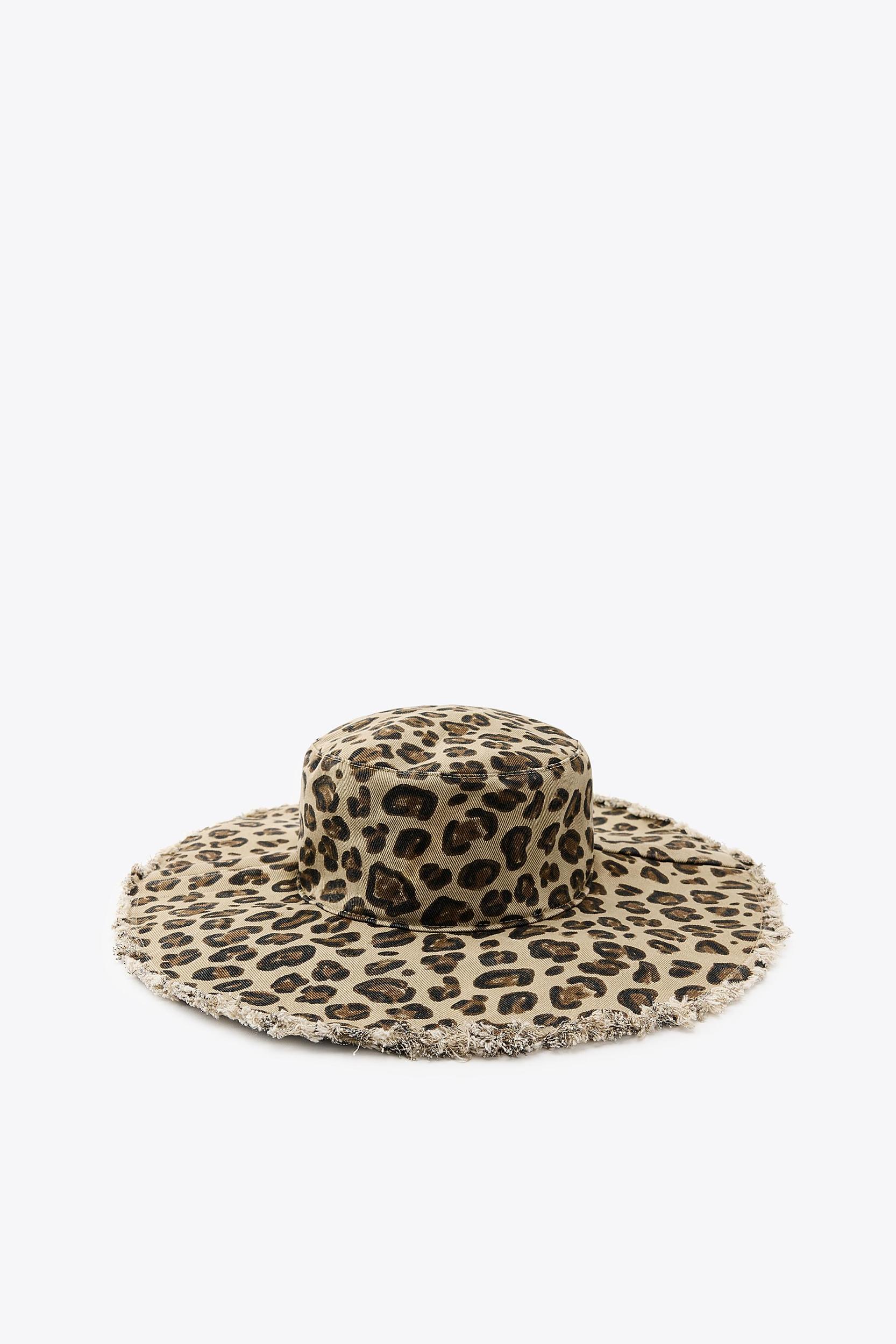 ANIMAL PRINT BUCKET HAT Product Image