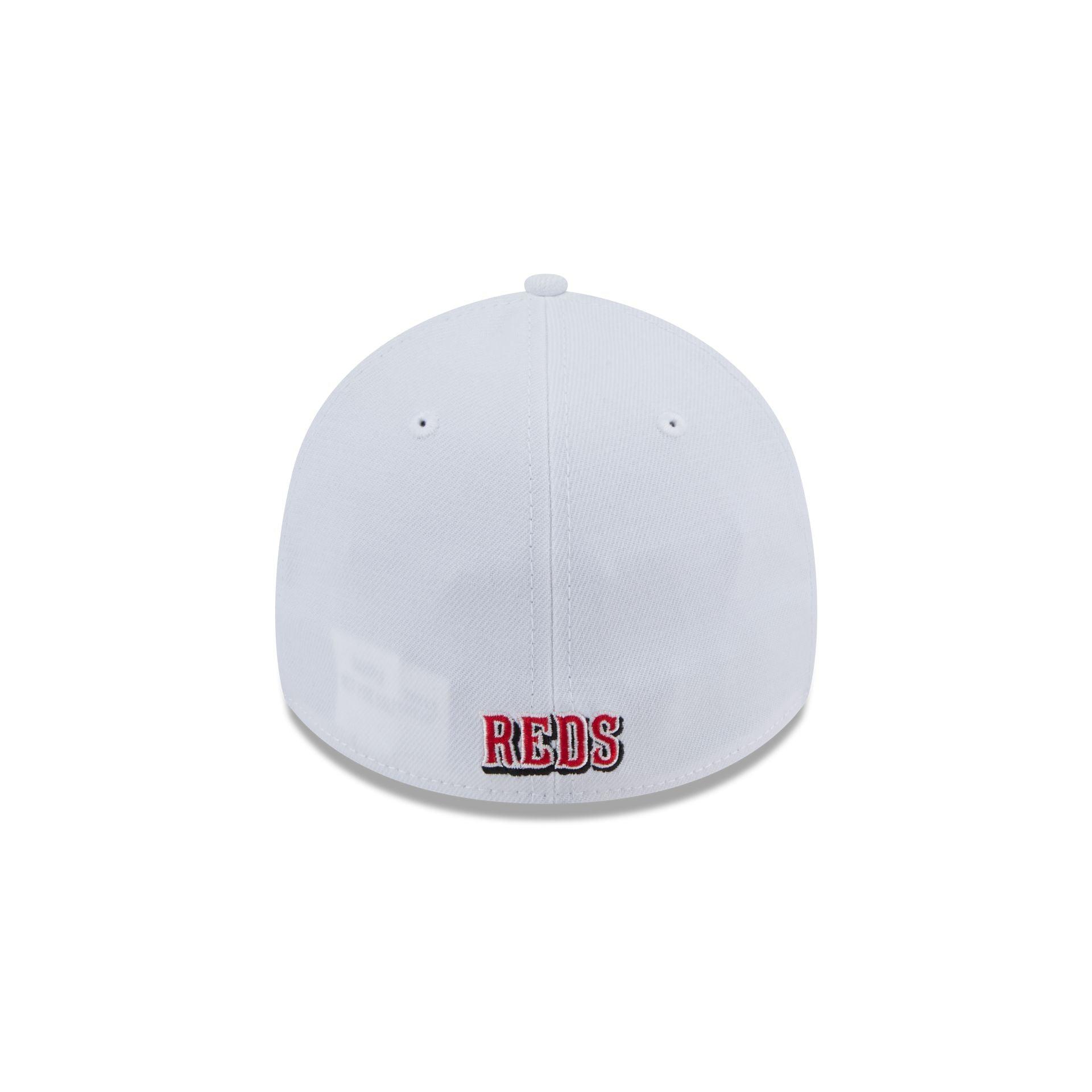 Cincinnati Reds Optic White 39THIRTY Stretch Fit Hat Male Product Image