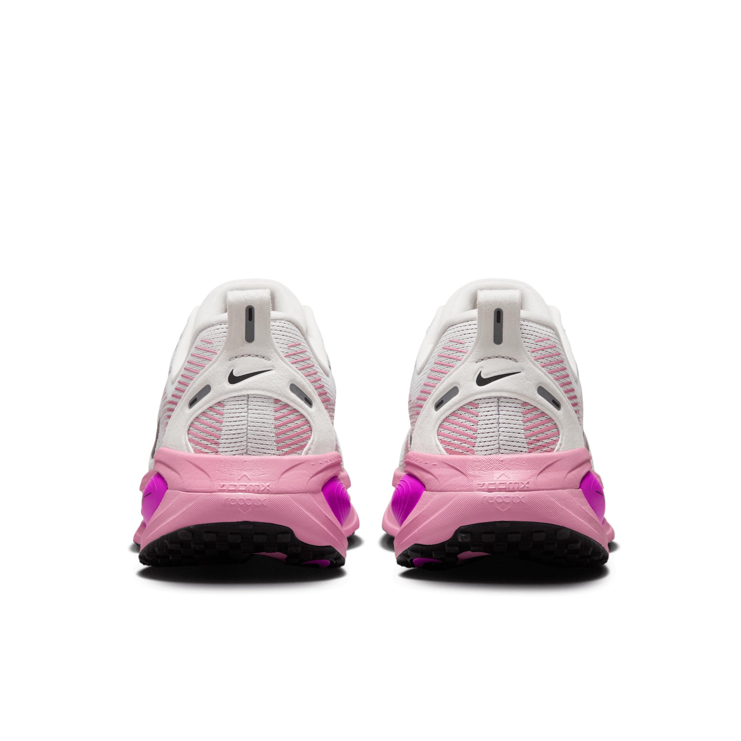 Nike Women's Vomero 18 Road Running Shoes Product Image