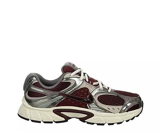 Nike Womens V5 Rnr Sneaker Running Sneakers Product Image