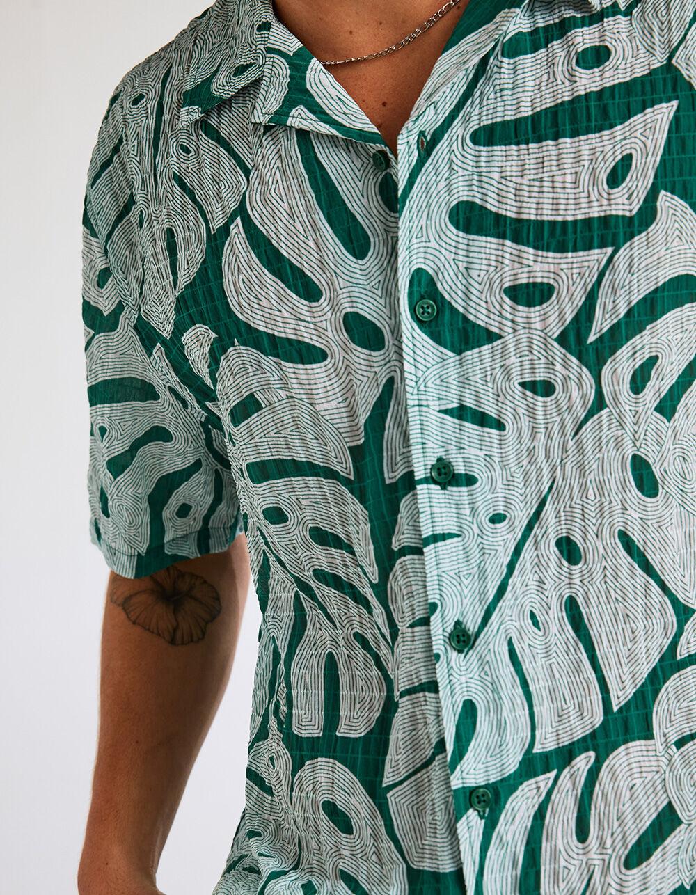 RSQ Mens Texture Leaf Camp Shirt - GREEN Product Image