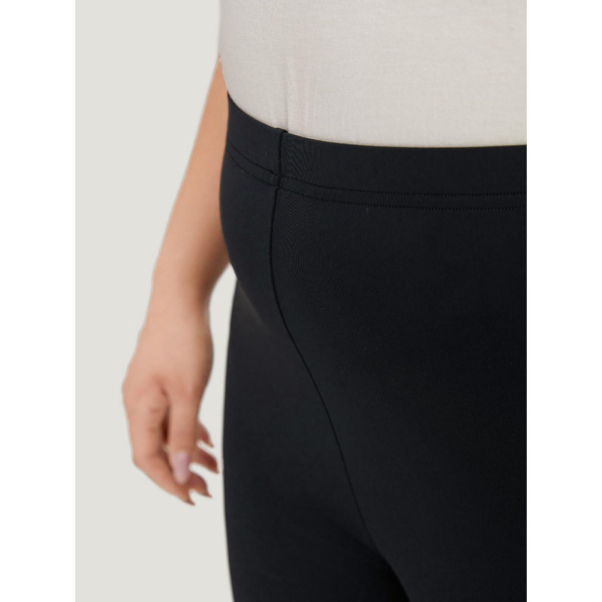 Plus Size Plain Skinny Button Detail Gathered Leggings Women Black Casual High stretch Skinny High Rise Dailywear Leggings BloomChic 26/4X Product Image