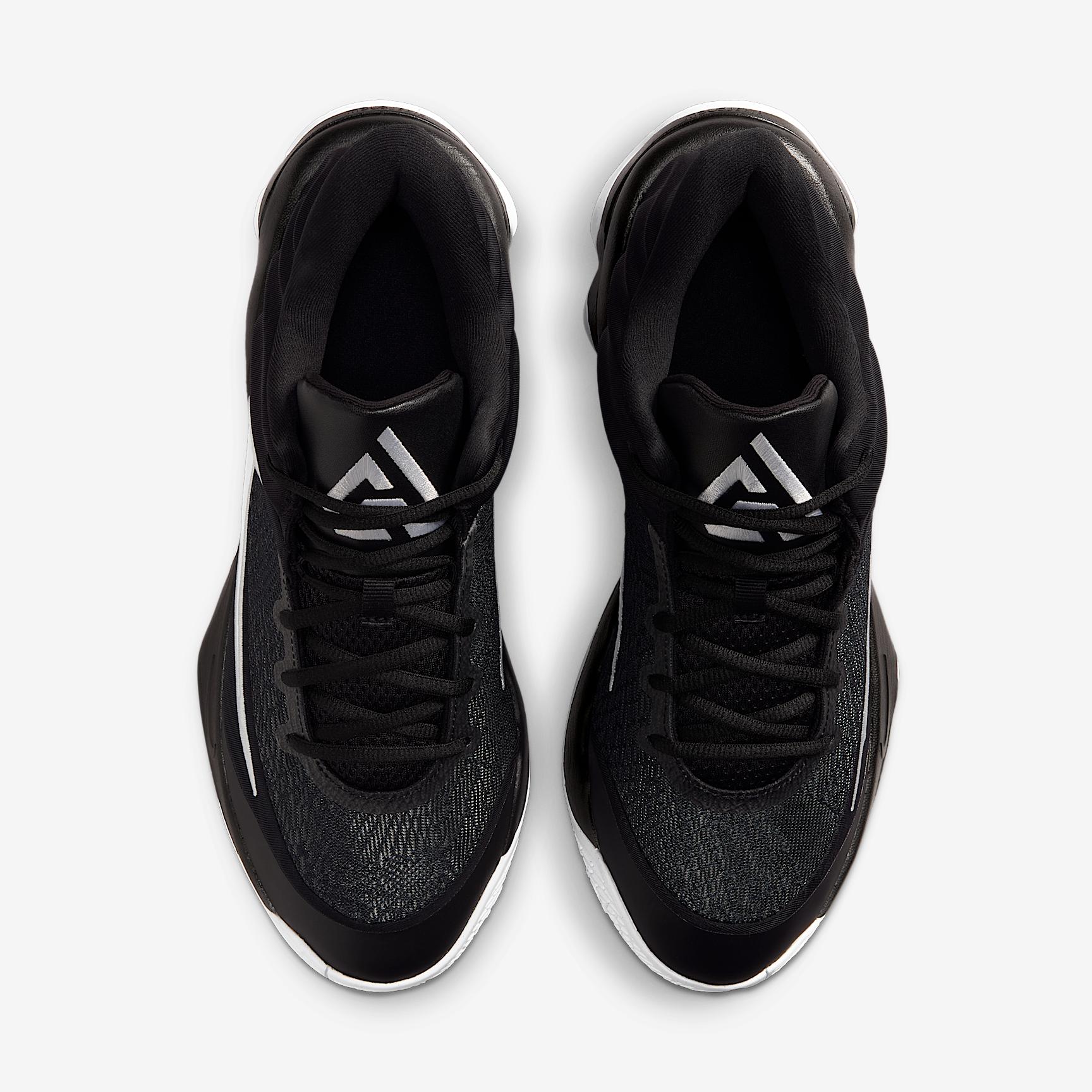 Nike Men's Giannis Immortality 4 Basketball Shoes Product Image