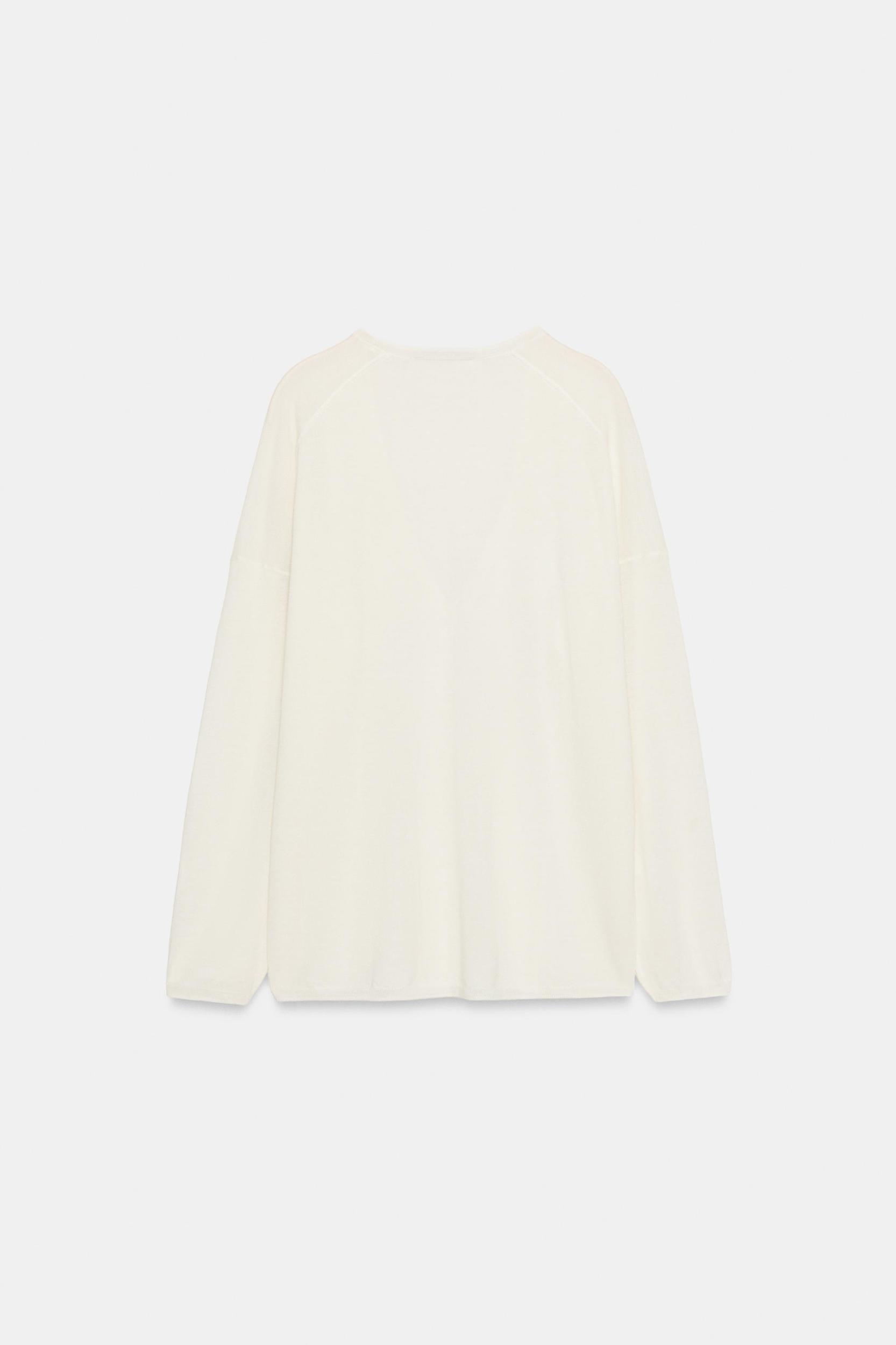 FINE KNIT V-NECK JUMPER Product Image