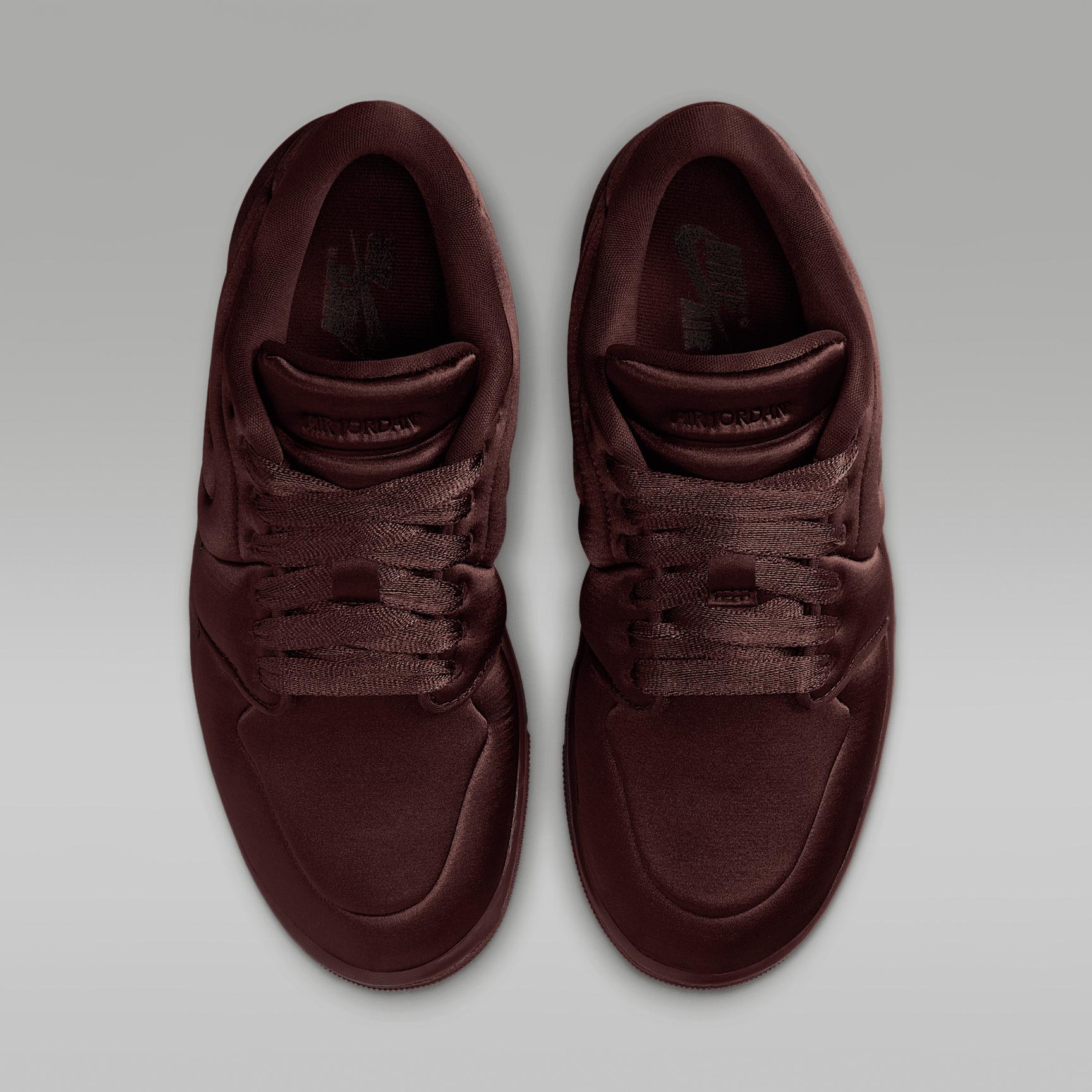 Air Jordan 1 Low Method of Make Women's Shoes Product Image